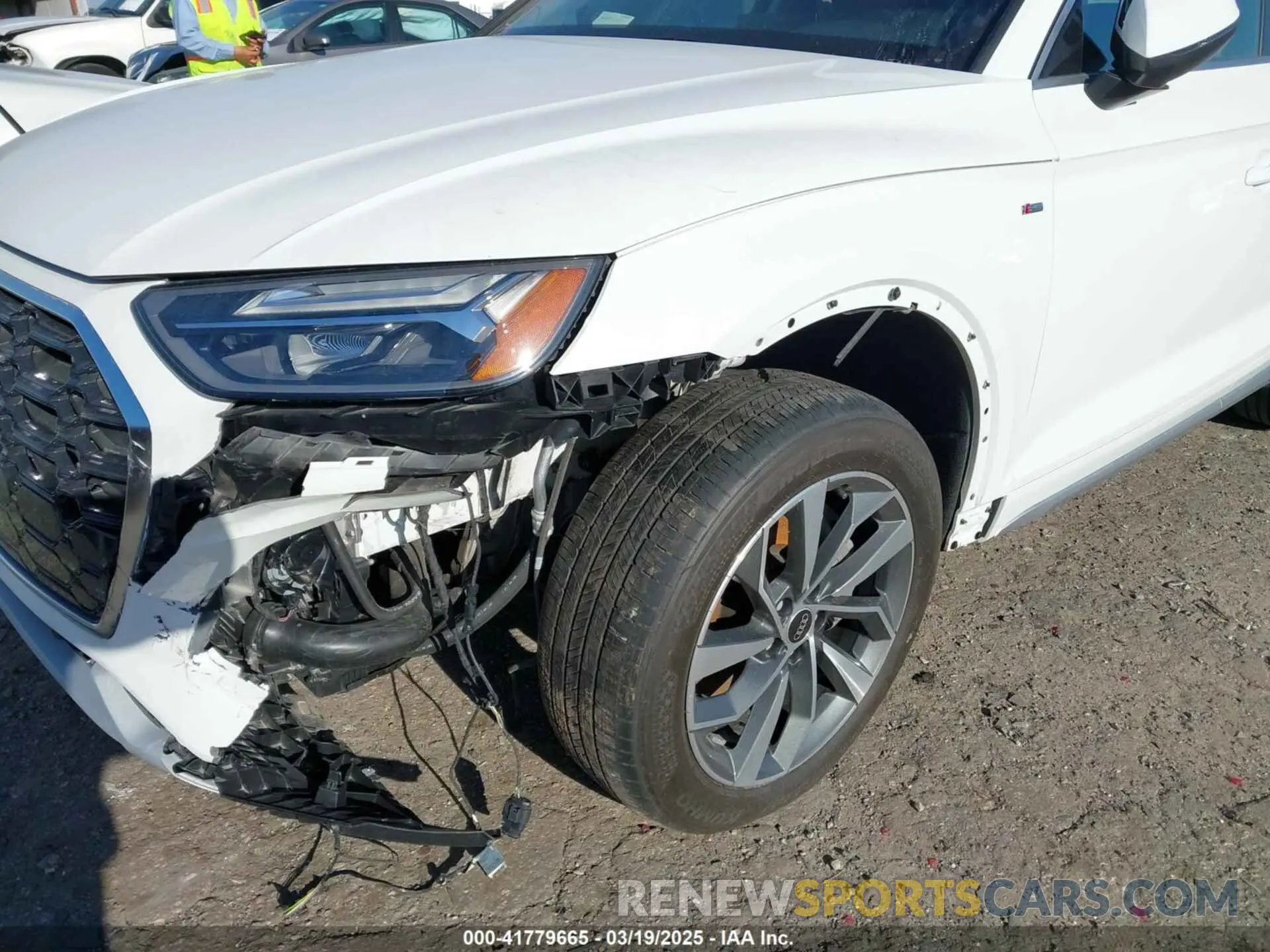6 Photograph of a damaged car WA1EAAFY3P2116212 AUDI Q5 2023