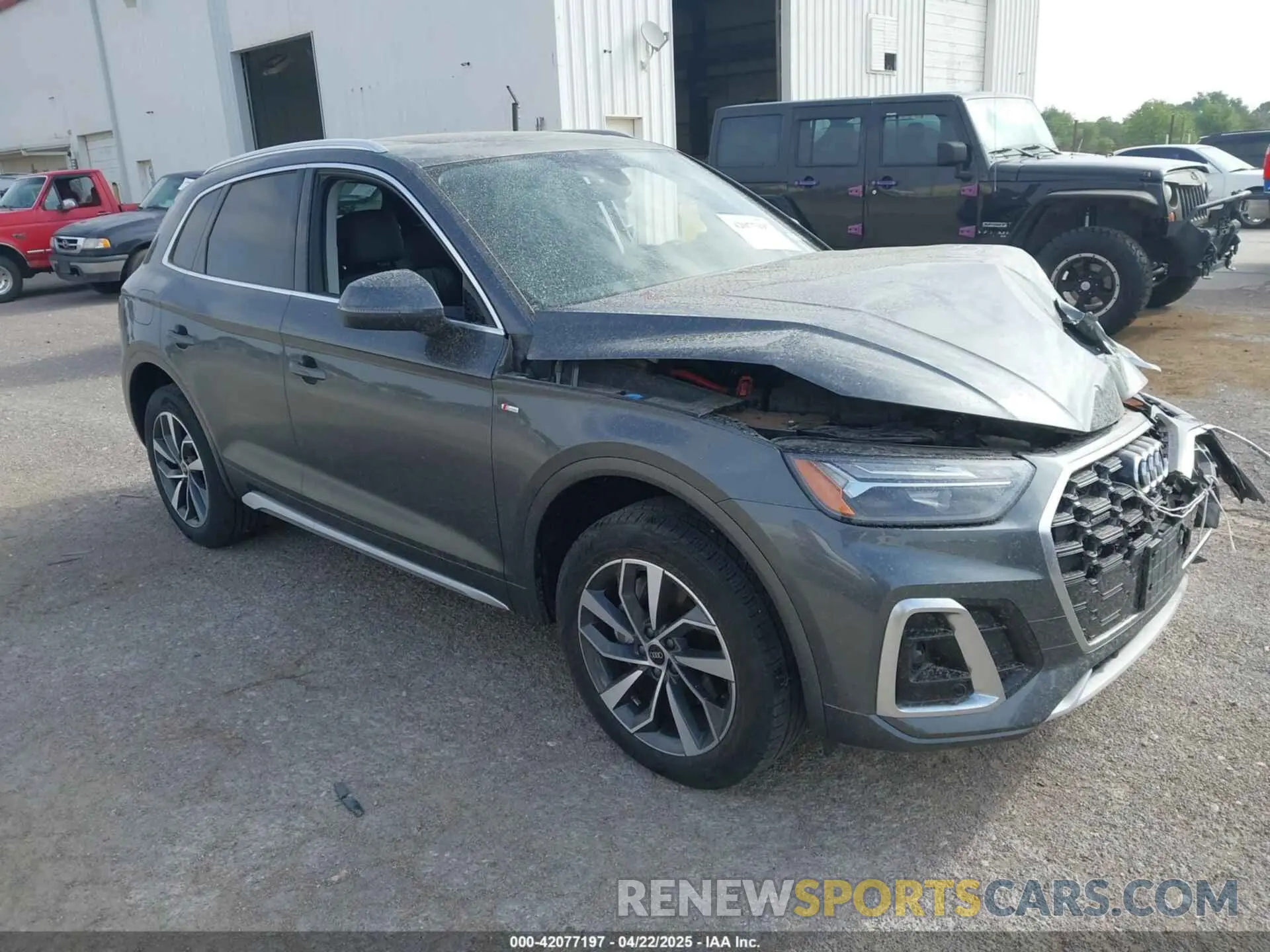 1 Photograph of a damaged car WA1EAAFY3P2145953 AUDI Q5 2023