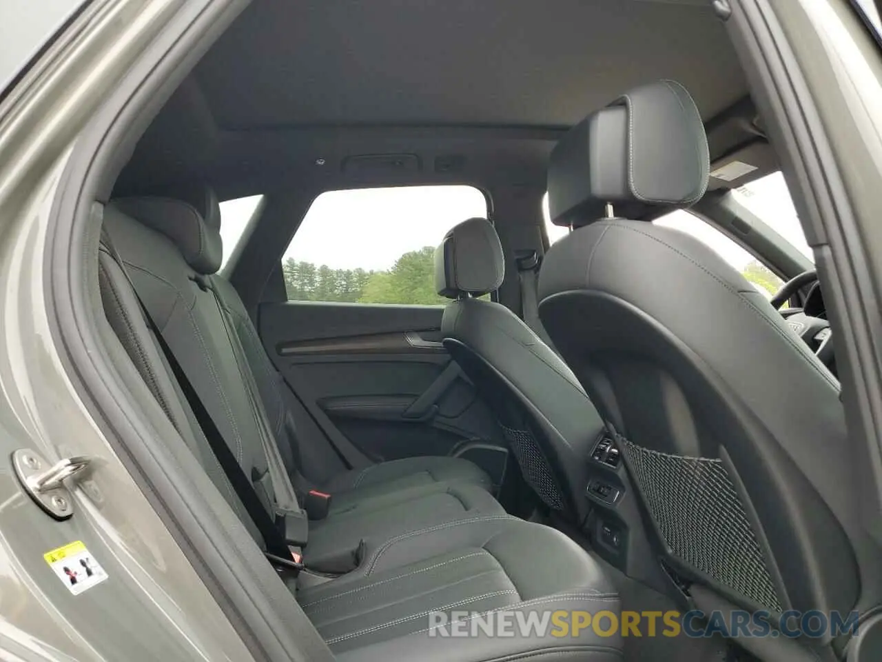 11 Фотография поврежденного автомобиля WA1EAAFY3P2183215 AUDI Q5 2023