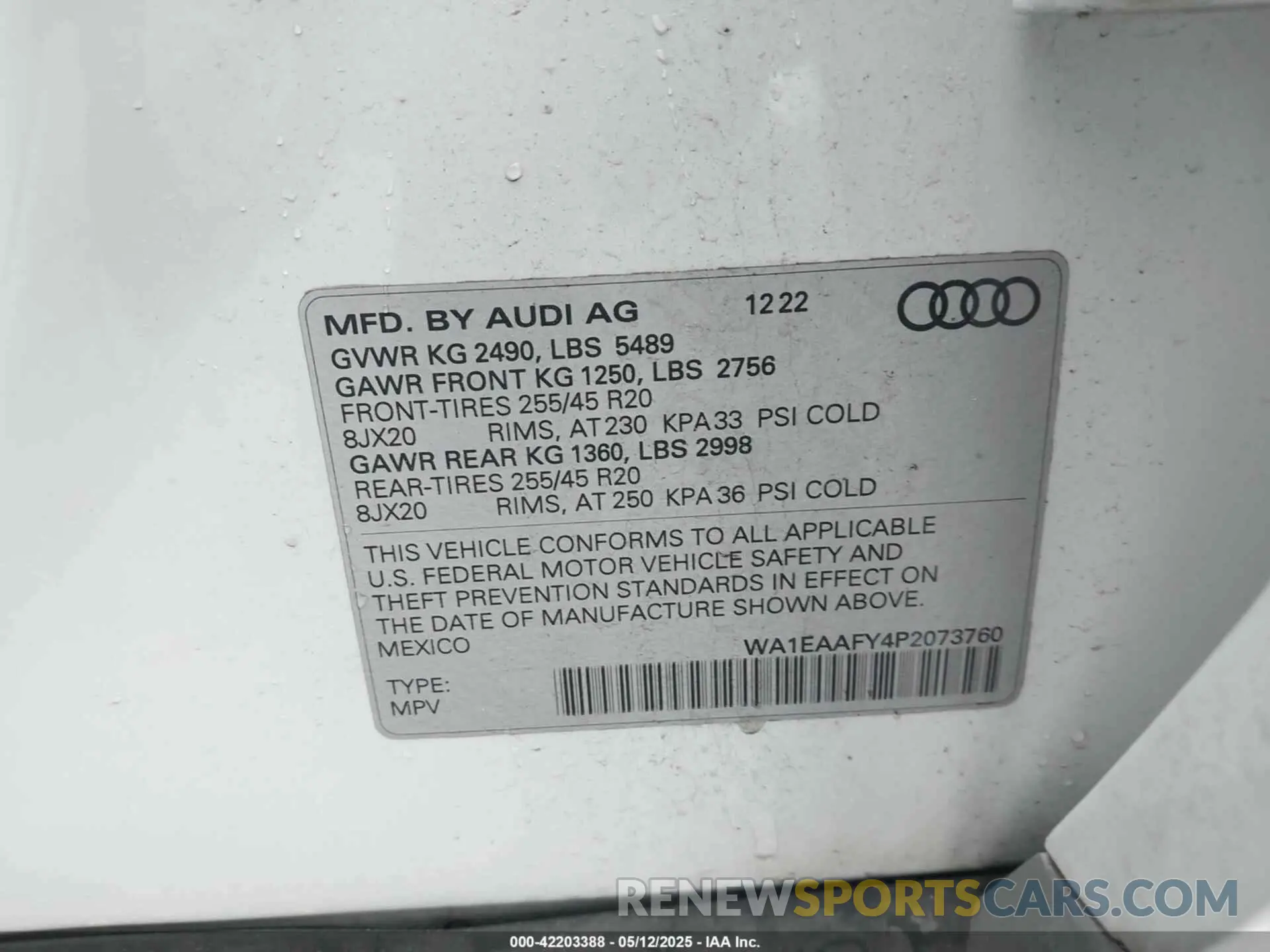 9 Photograph of a damaged car WA1EAAFY4P2073760 AUDI Q5 2023
