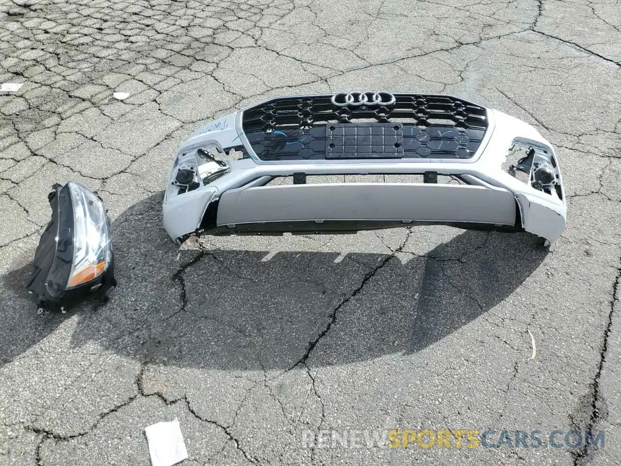 15 Photograph of a damaged car WA1EAAFY4P2160526 AUDI Q5 2023