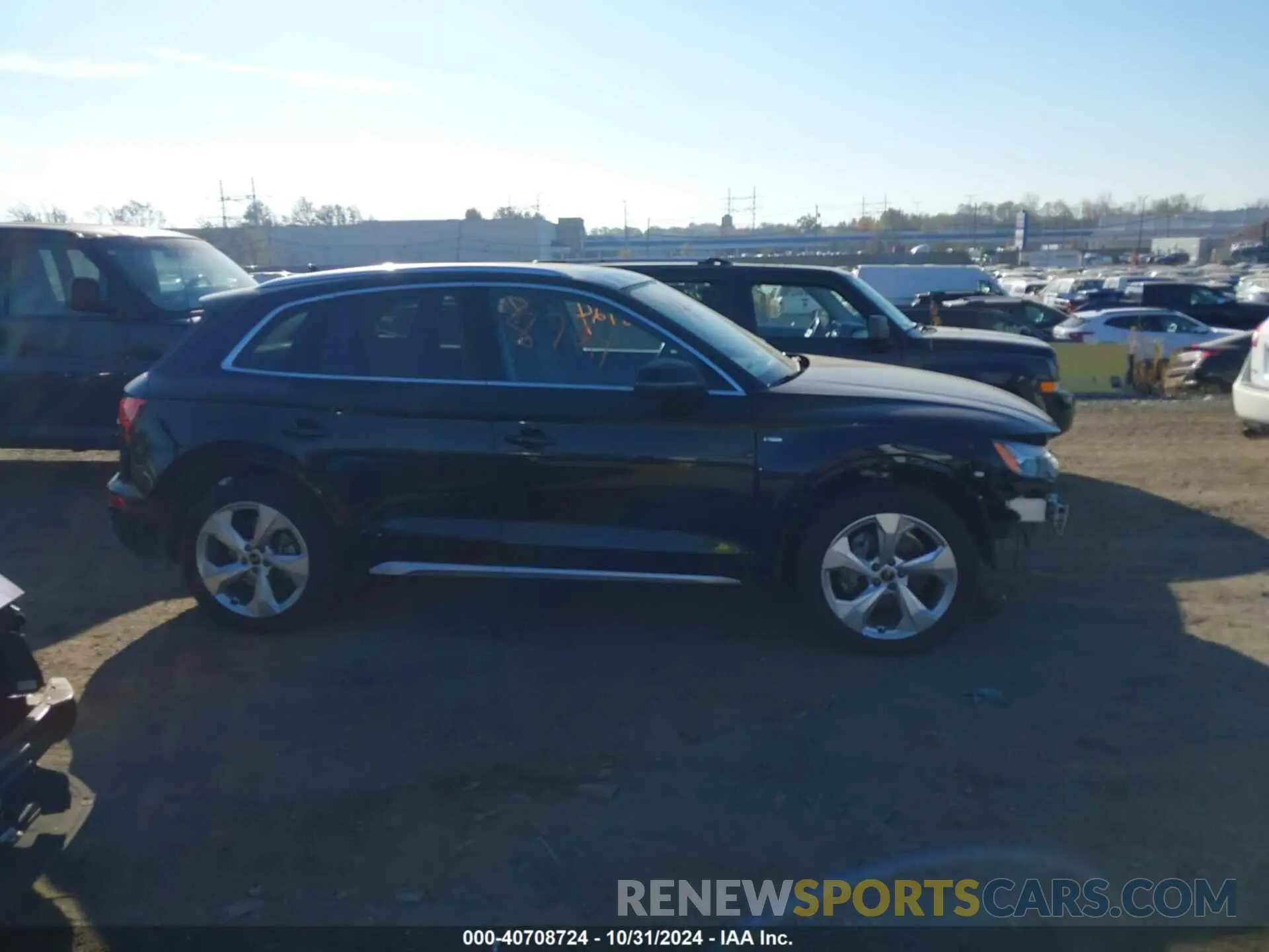 13 Photograph of a damaged car WA1EAAFY5P2021697 AUDI Q5 2023