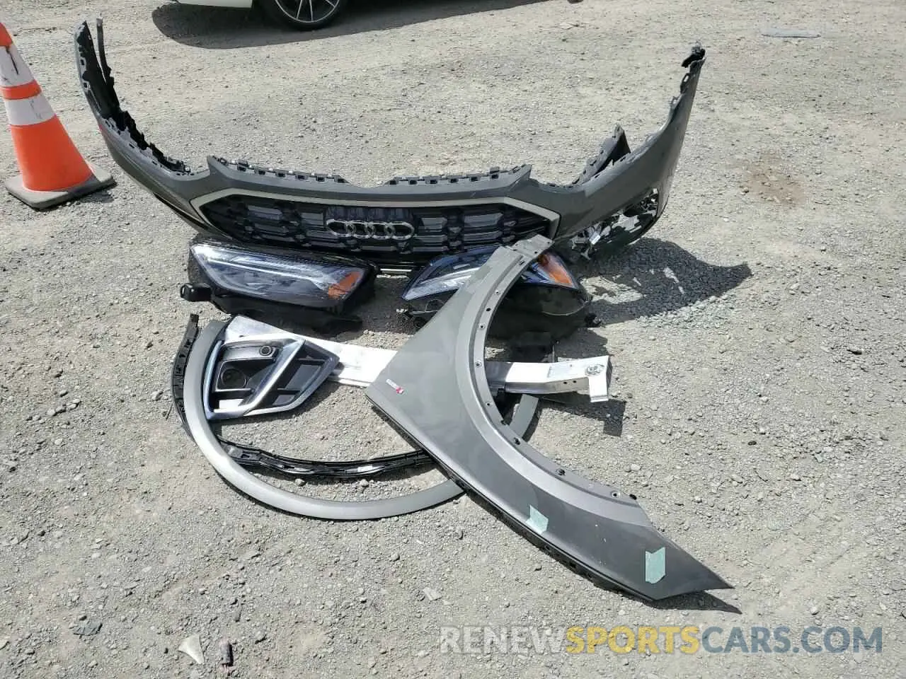 13 Фотография поврежденного автомобиля WA1EAAFY5P2059690 AUDI Q5 2023