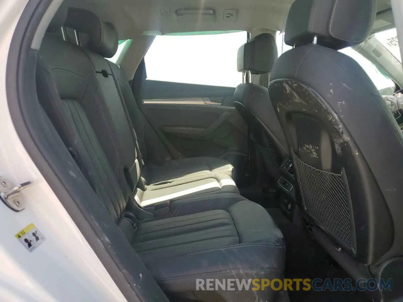 11 Фотография поврежденного автомобиля WA1EAAFY5P2118396 AUDI Q5 2023