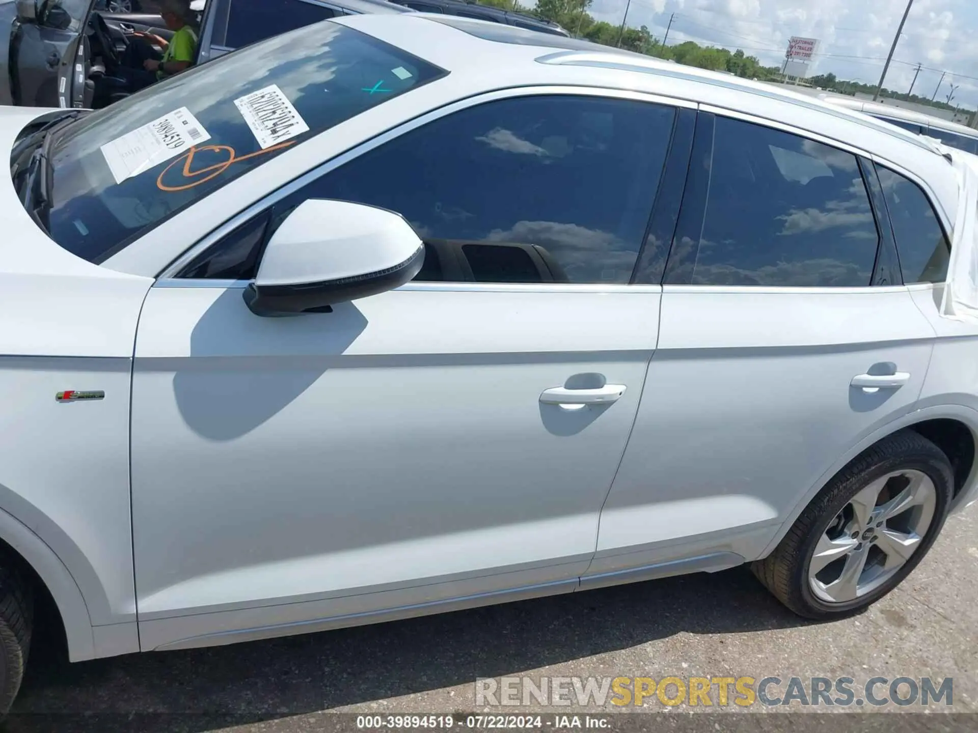 14 Фотография поврежденного автомобиля WA1EAAFY5P2122402 AUDI Q5 2023