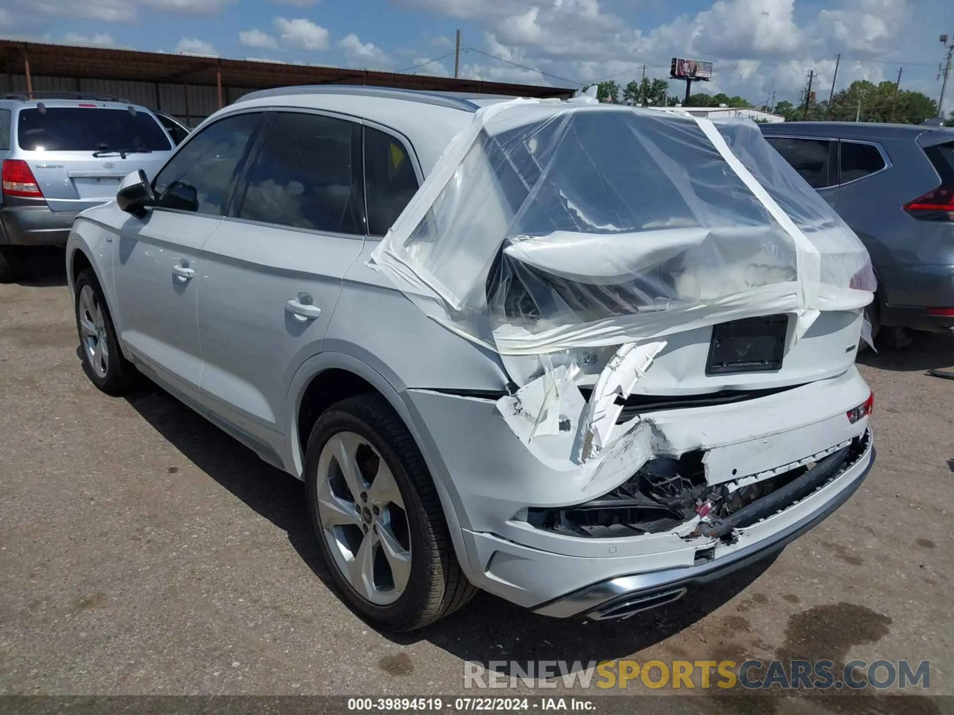 3 Фотография поврежденного автомобиля WA1EAAFY5P2122402 AUDI Q5 2023