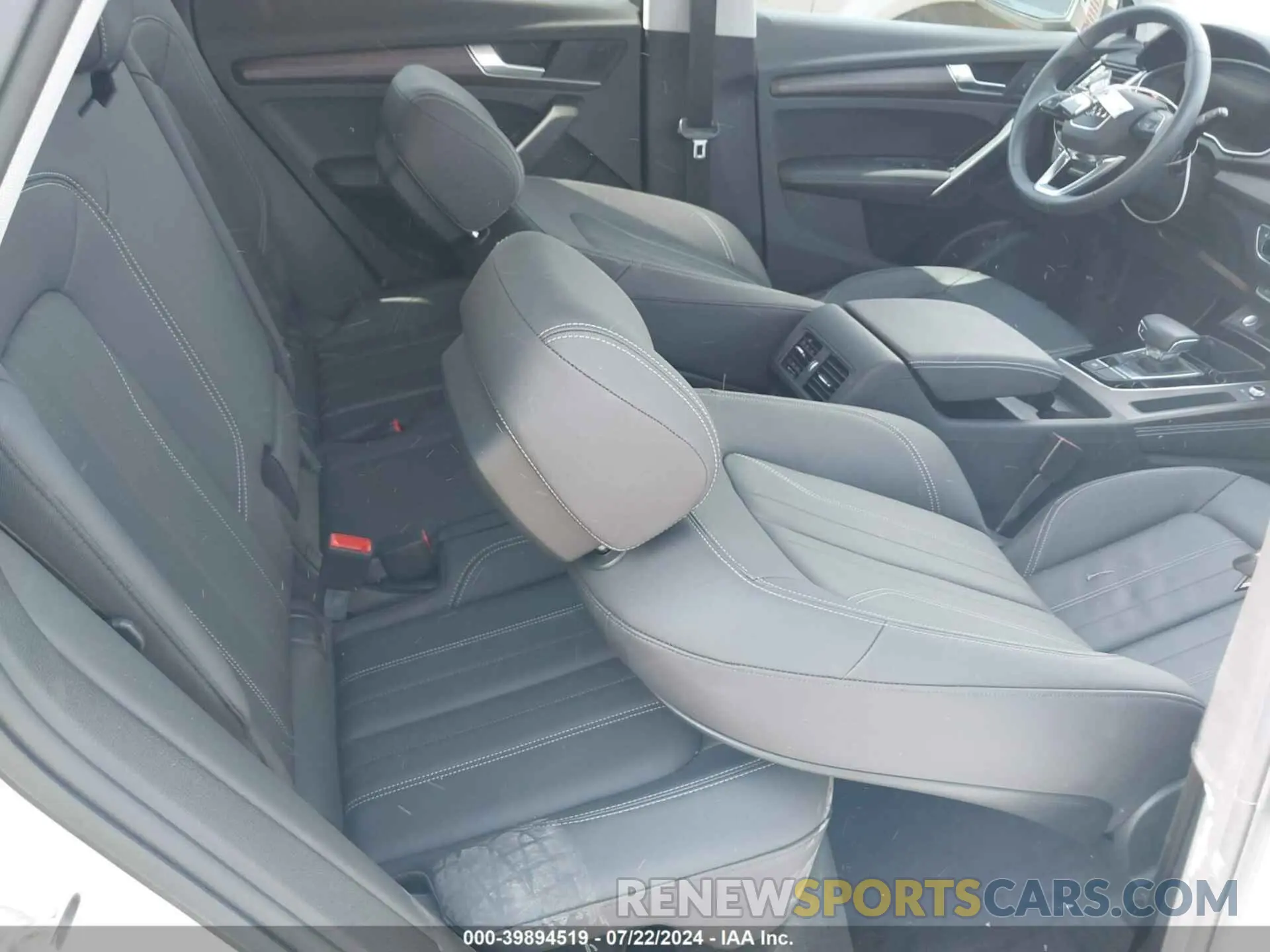 8 Фотография поврежденного автомобиля WA1EAAFY5P2122402 AUDI Q5 2023