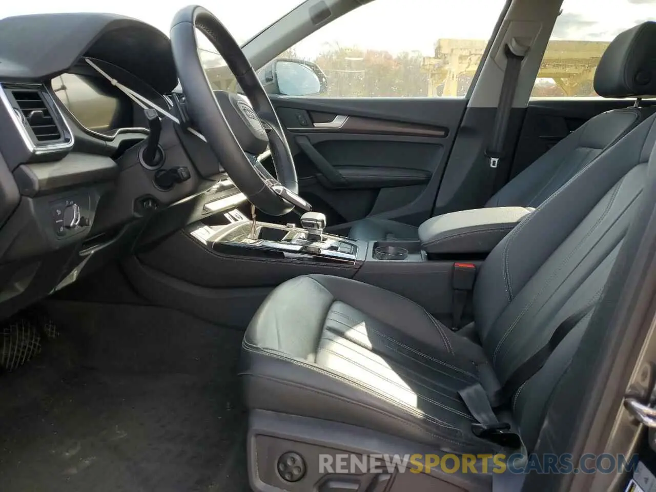 7 Photograph of a damaged car WA1EAAFY6P2052165 AUDI Q5 2023