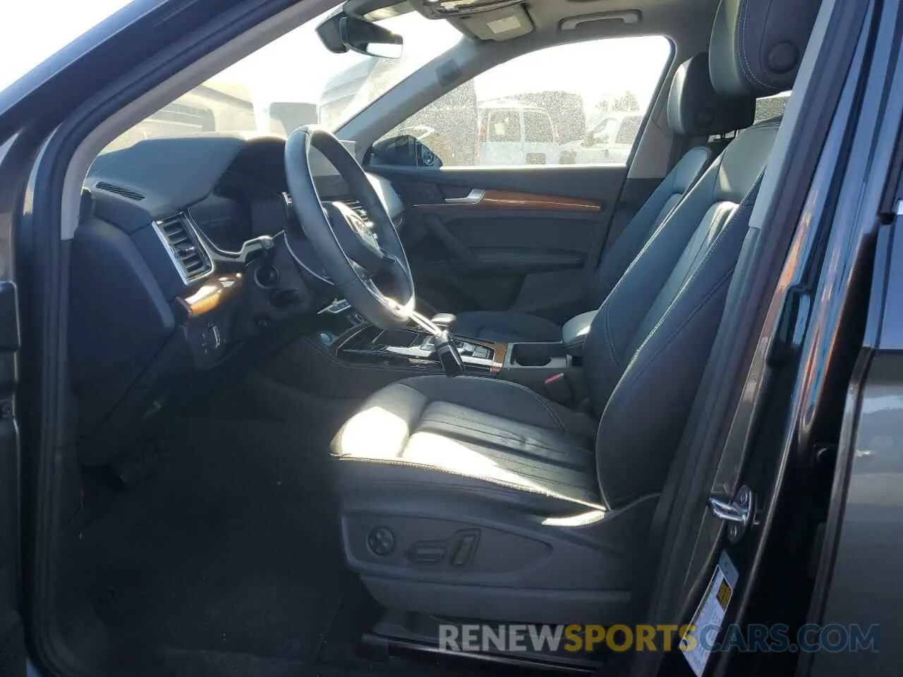 7 Фотография поврежденного автомобиля WA1EAAFY6P2071220 AUDI Q5 2023