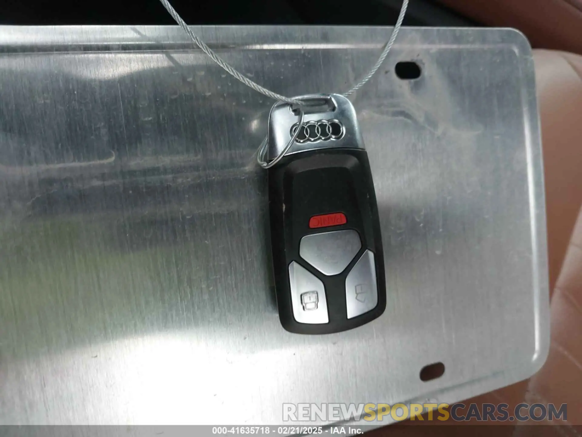 11 Photograph of a damaged car WA1EAAFY7P2002973 AUDI Q5 2023