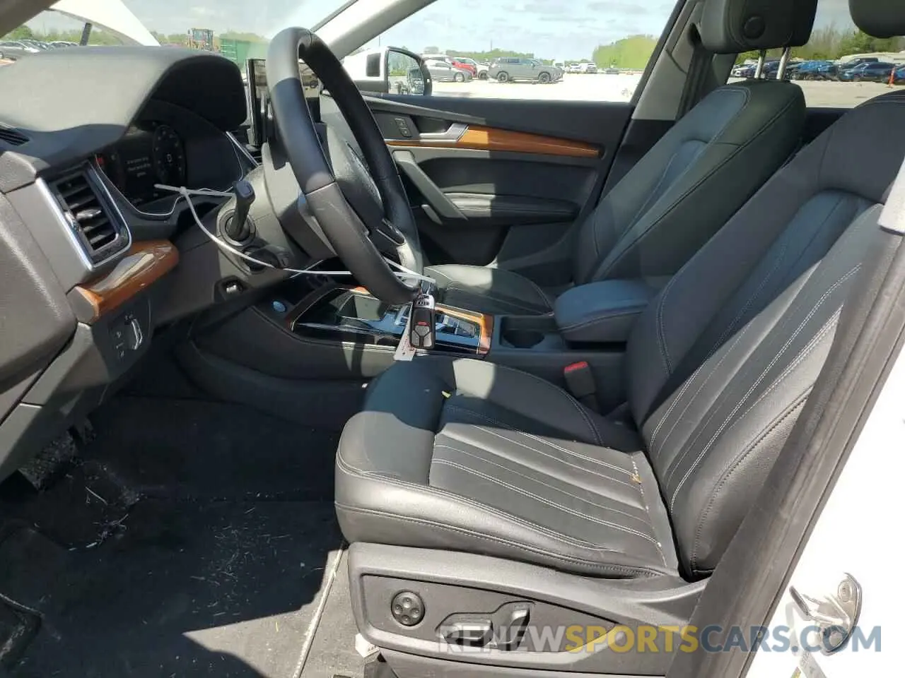 7 Фотография поврежденного автомобиля WA1EAAFY7P2027291 AUDI Q5 2023