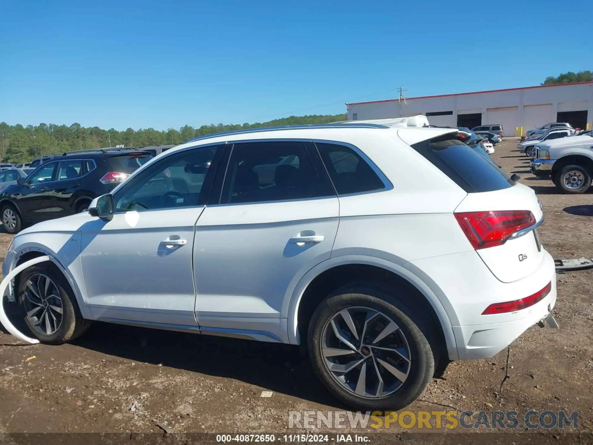 14 Фотография поврежденного автомобиля WA1EAAFY7P2069976 AUDI Q5 2023