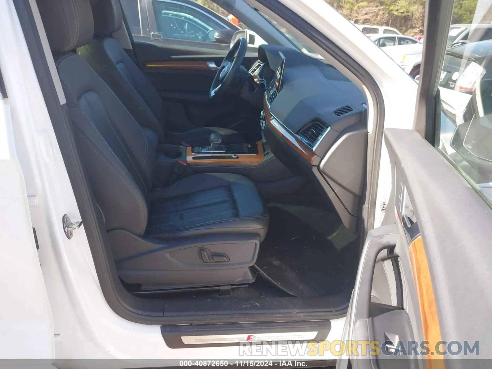 5 Фотография поврежденного автомобиля WA1EAAFY7P2069976 AUDI Q5 2023