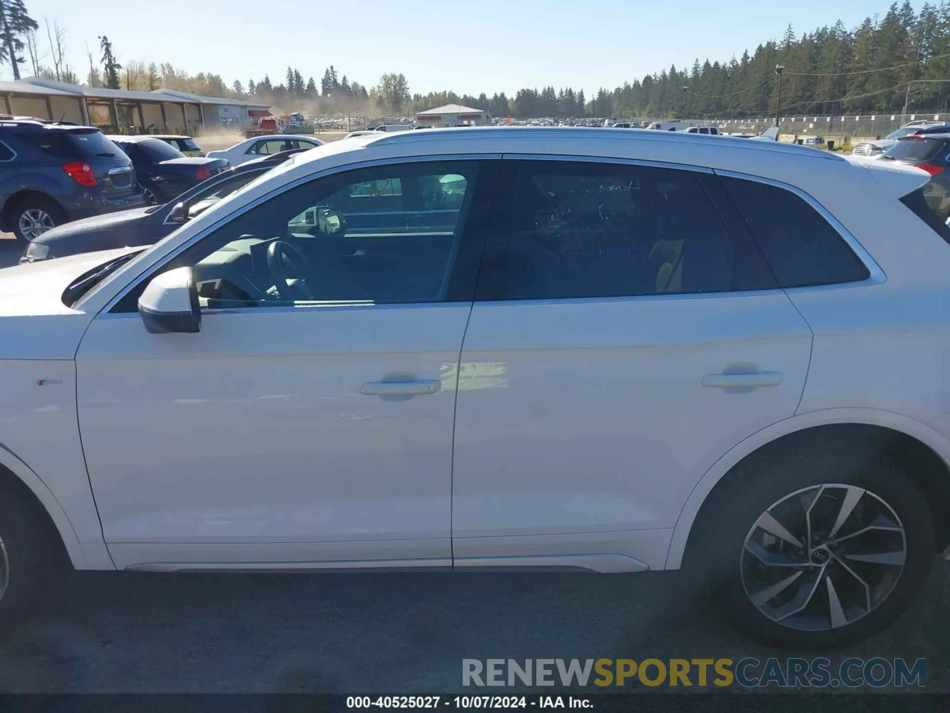 15 Фотография поврежденного автомобиля WA1EAAFY8P2050093 AUDI Q5 2023