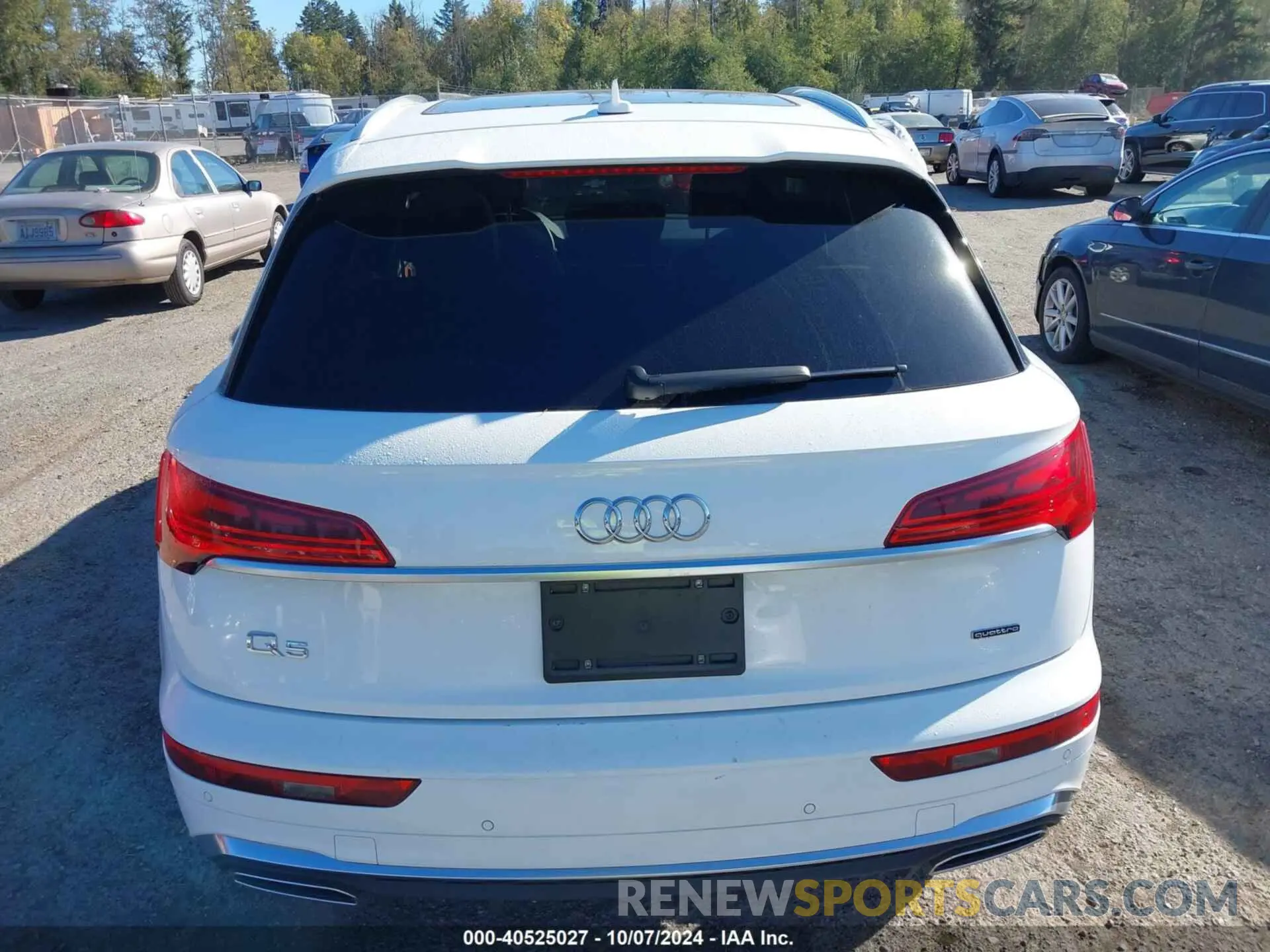 17 Фотография поврежденного автомобиля WA1EAAFY8P2050093 AUDI Q5 2023