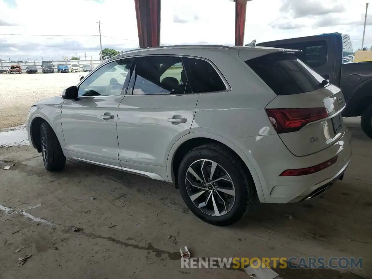 2 Photograph of a damaged car WA1EAAFYXP2112691 AUDI Q5 2023