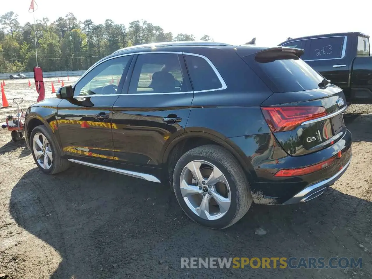 2 Фотография поврежденного автомобиля WA1EABFY8P2069068 AUDI Q5 2023