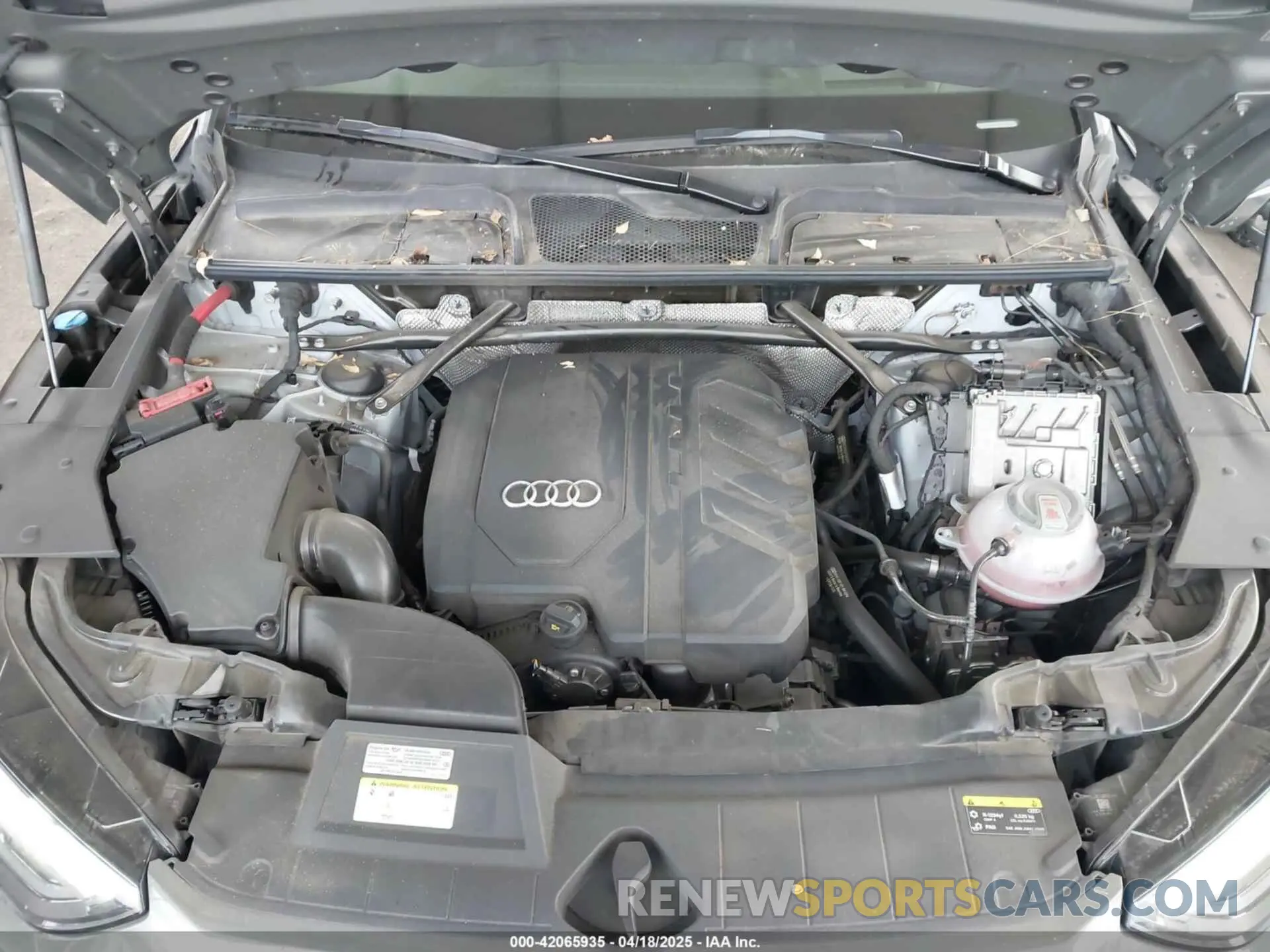 10 Photograph of a damaged car WA1FAAFY2P2016428 AUDI Q5 2023