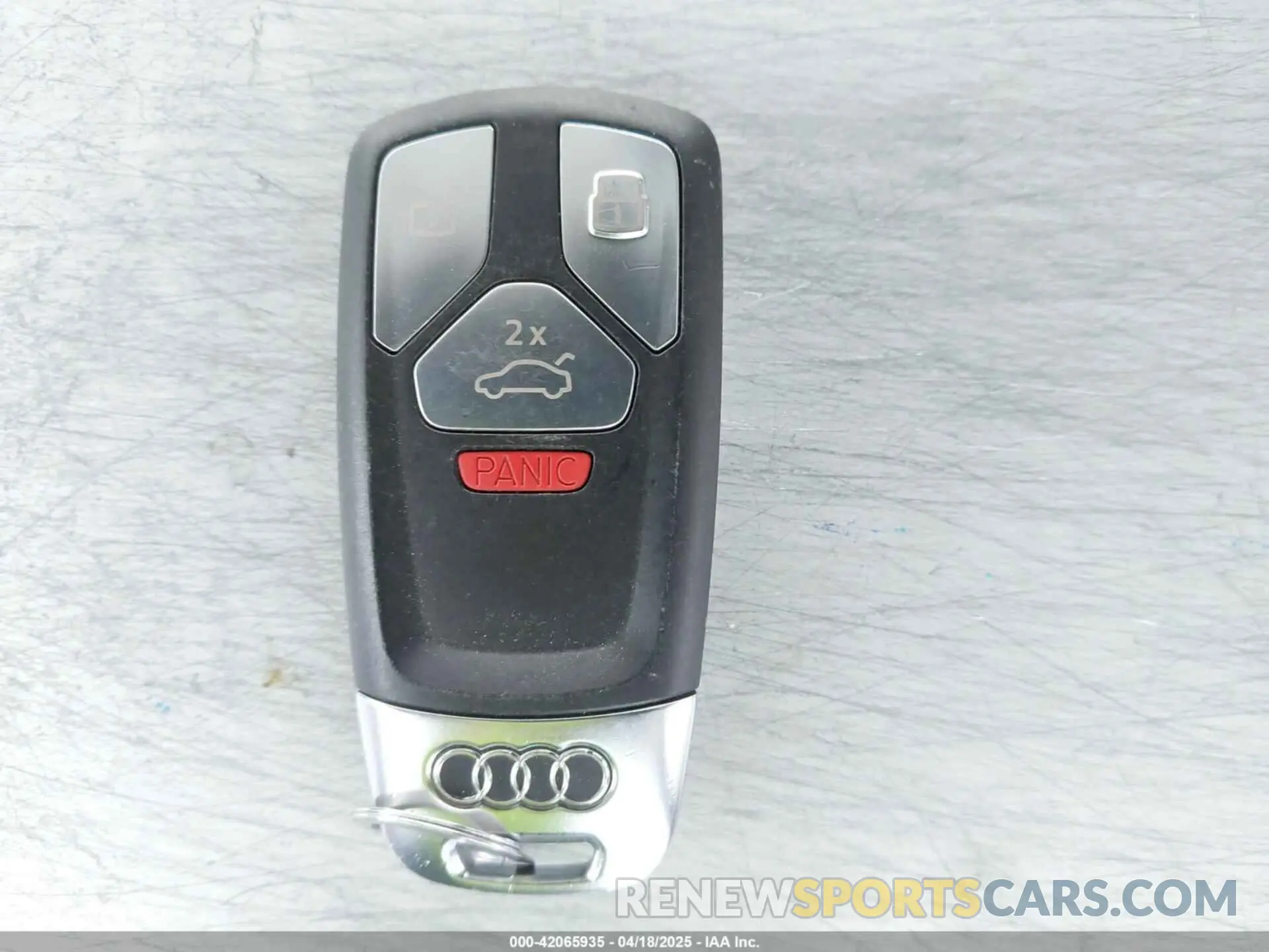 11 Photograph of a damaged car WA1FAAFY2P2016428 AUDI Q5 2023