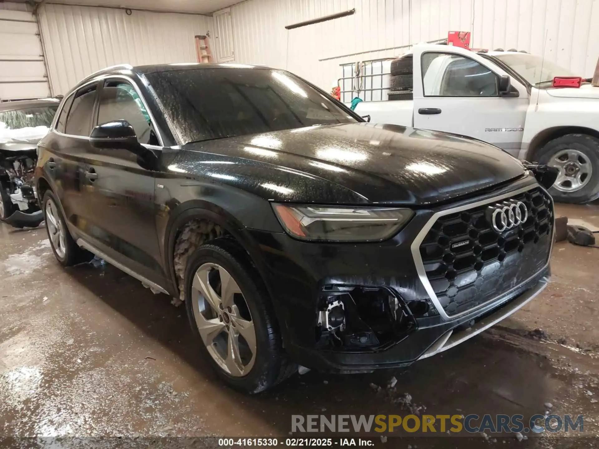 1 Photograph of a damaged car WA1FAAFY4P2063959 AUDI Q5 2023