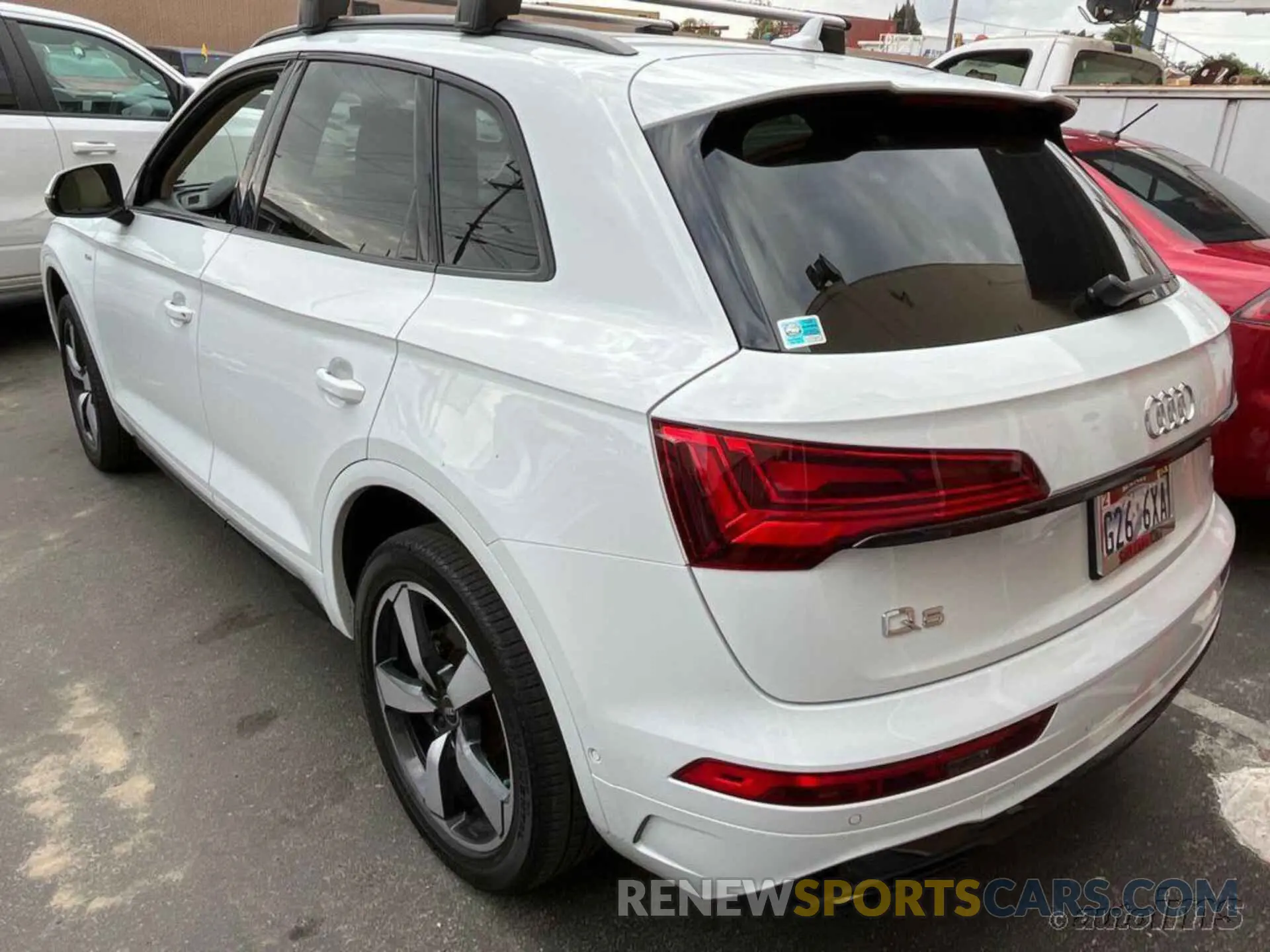 4 Photograph of a damaged car WA1FAAFY6P2061467 AUDI Q5 2023