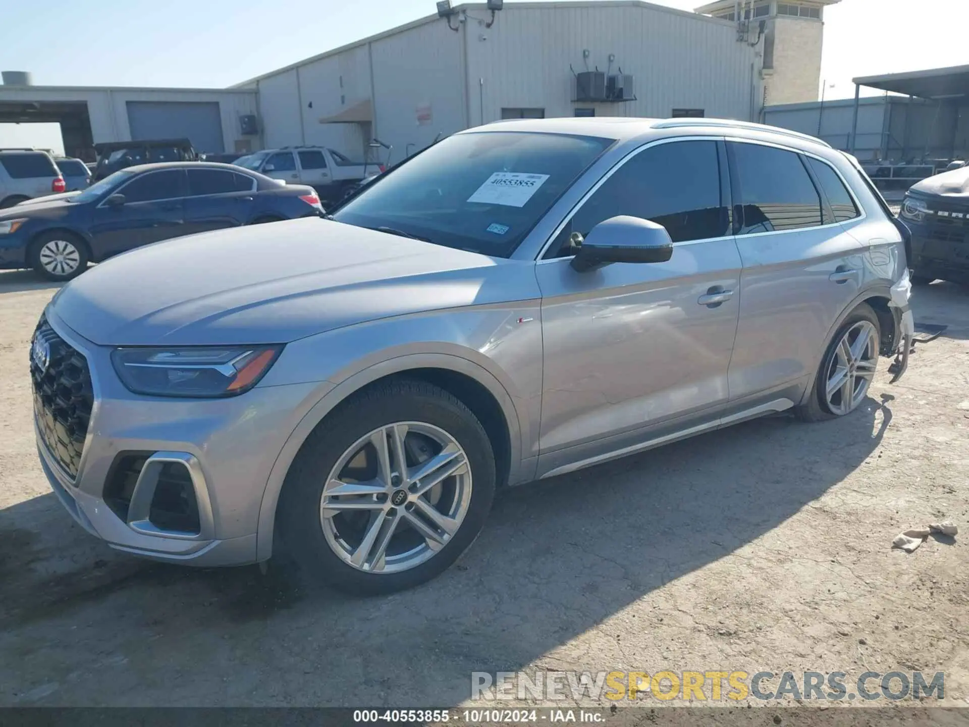 2 Photograph of a damaged car WA1G2AFY8P2099168 AUDI Q5 2023