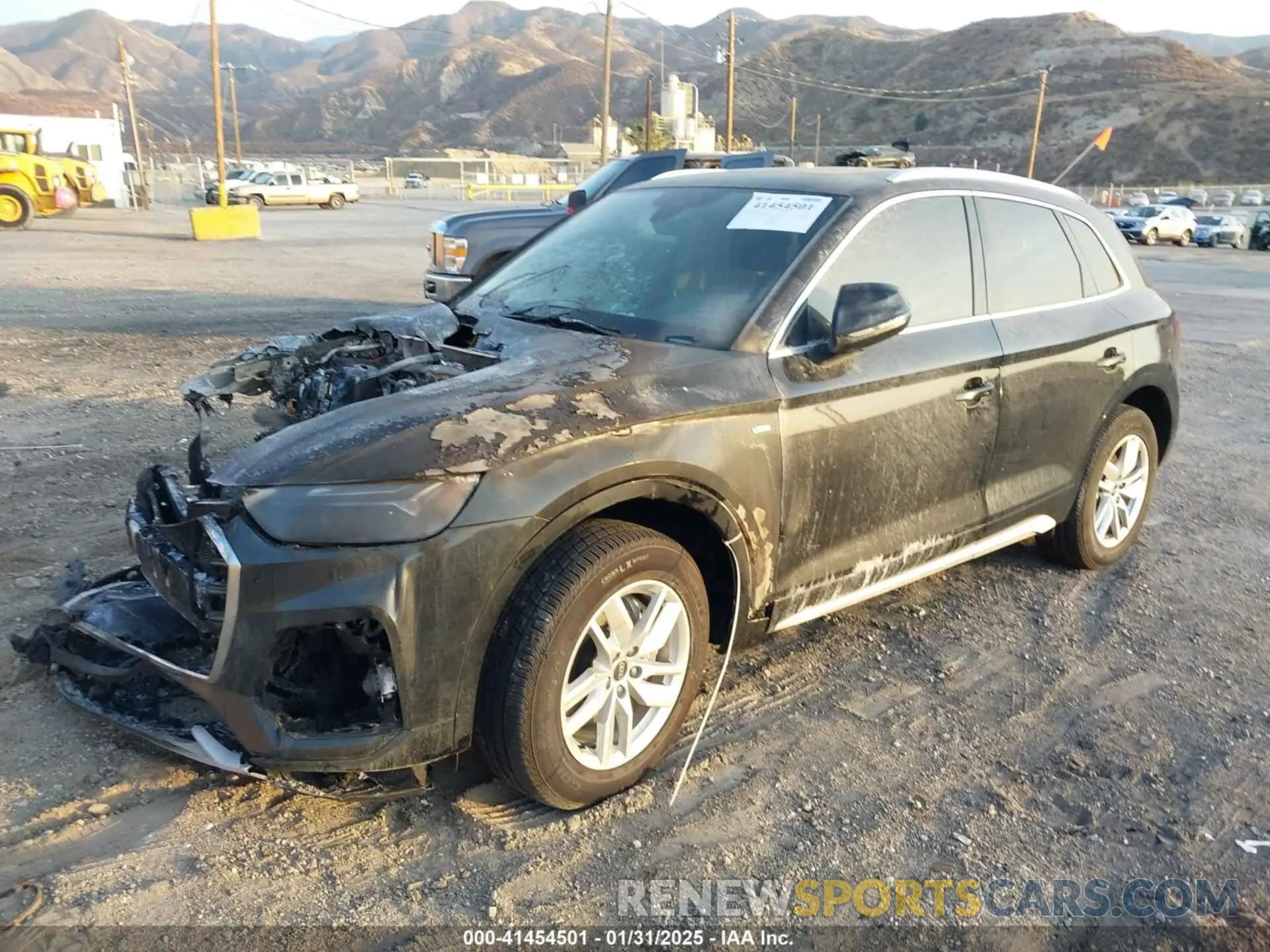 2 Фотография поврежденного автомобиля WA1GAAFY1P2052745 AUDI Q5 2023