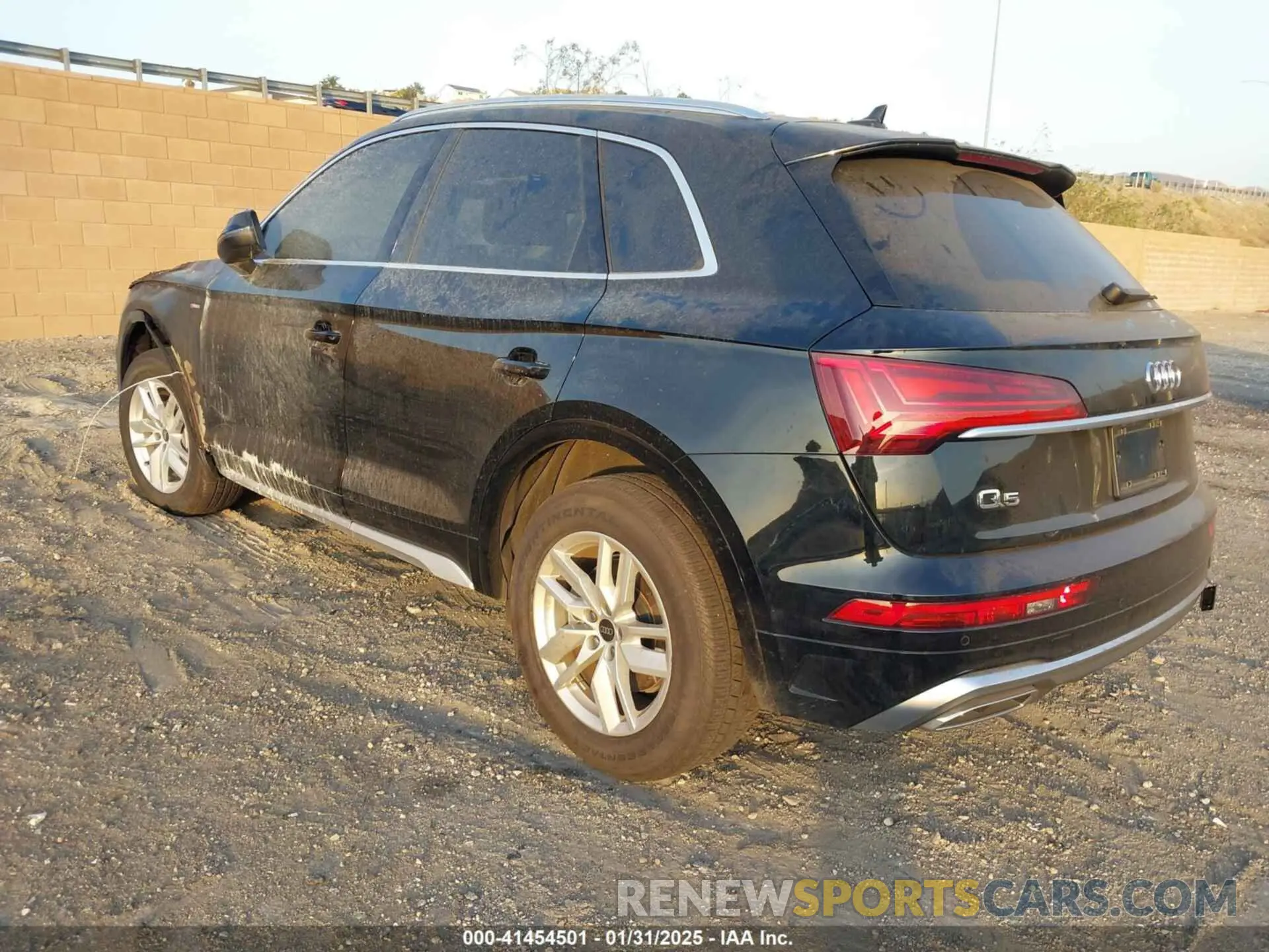 3 Фотография поврежденного автомобиля WA1GAAFY1P2052745 AUDI Q5 2023