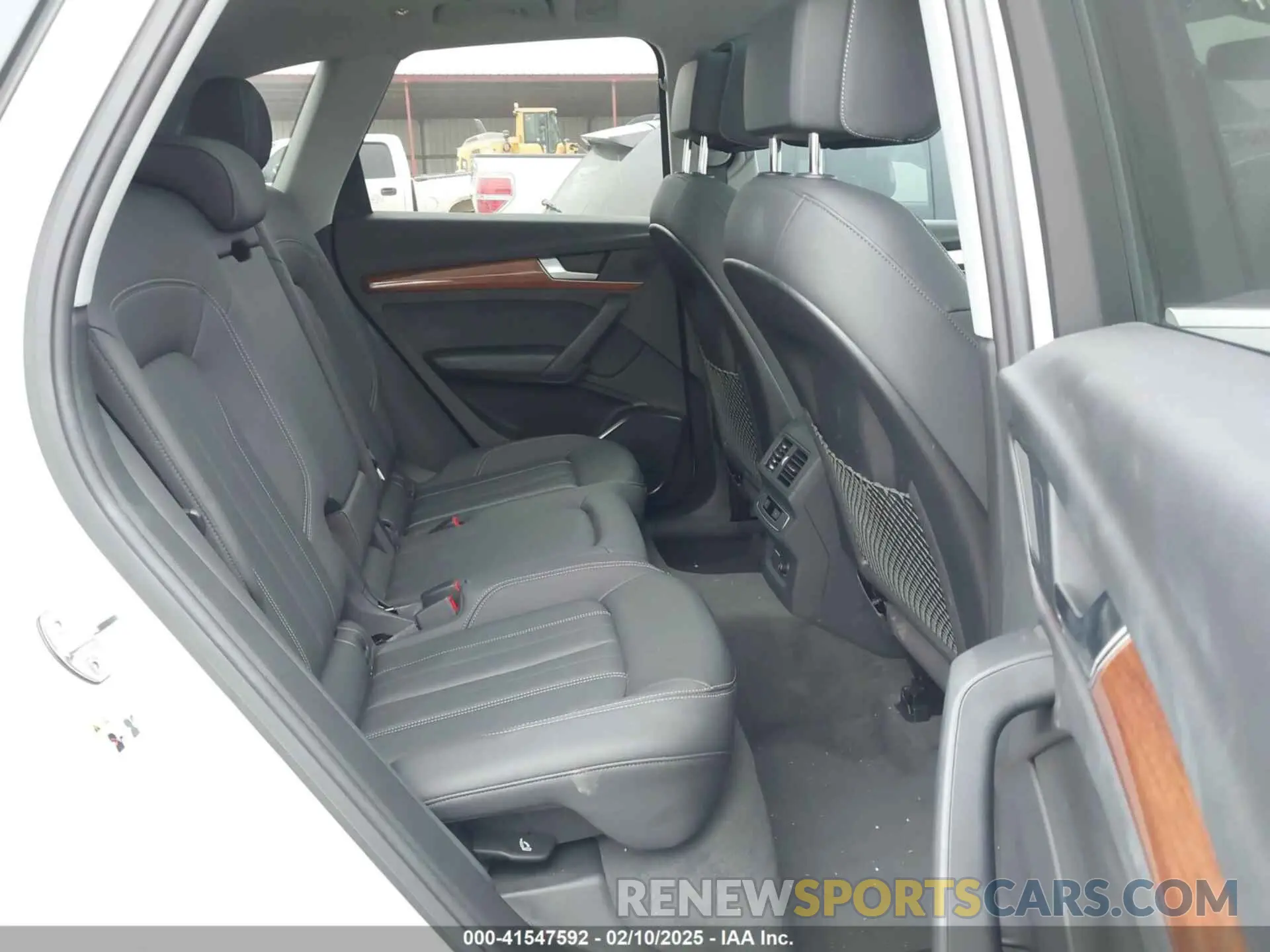 8 Фотография поврежденного автомобиля WA1GAAFY6P2135734 AUDI Q5 2023