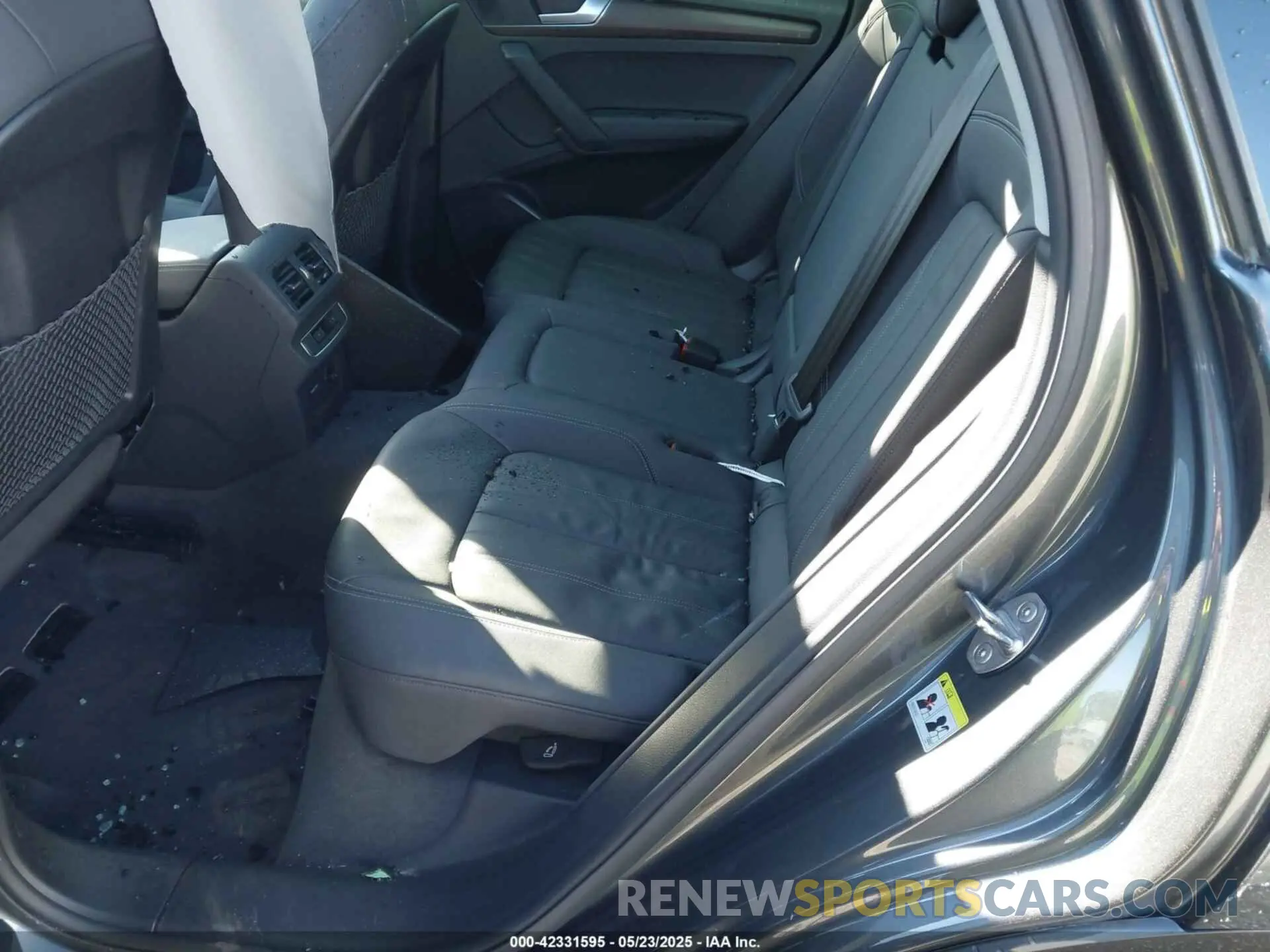 8 Фотография поврежденного автомобиля WA1GAAFY8P2123052 AUDI Q5 2023