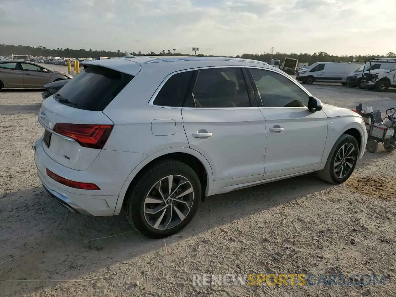 3 Фотография поврежденного автомобиля WA1GAAFYXP2134294 AUDI Q5 2023