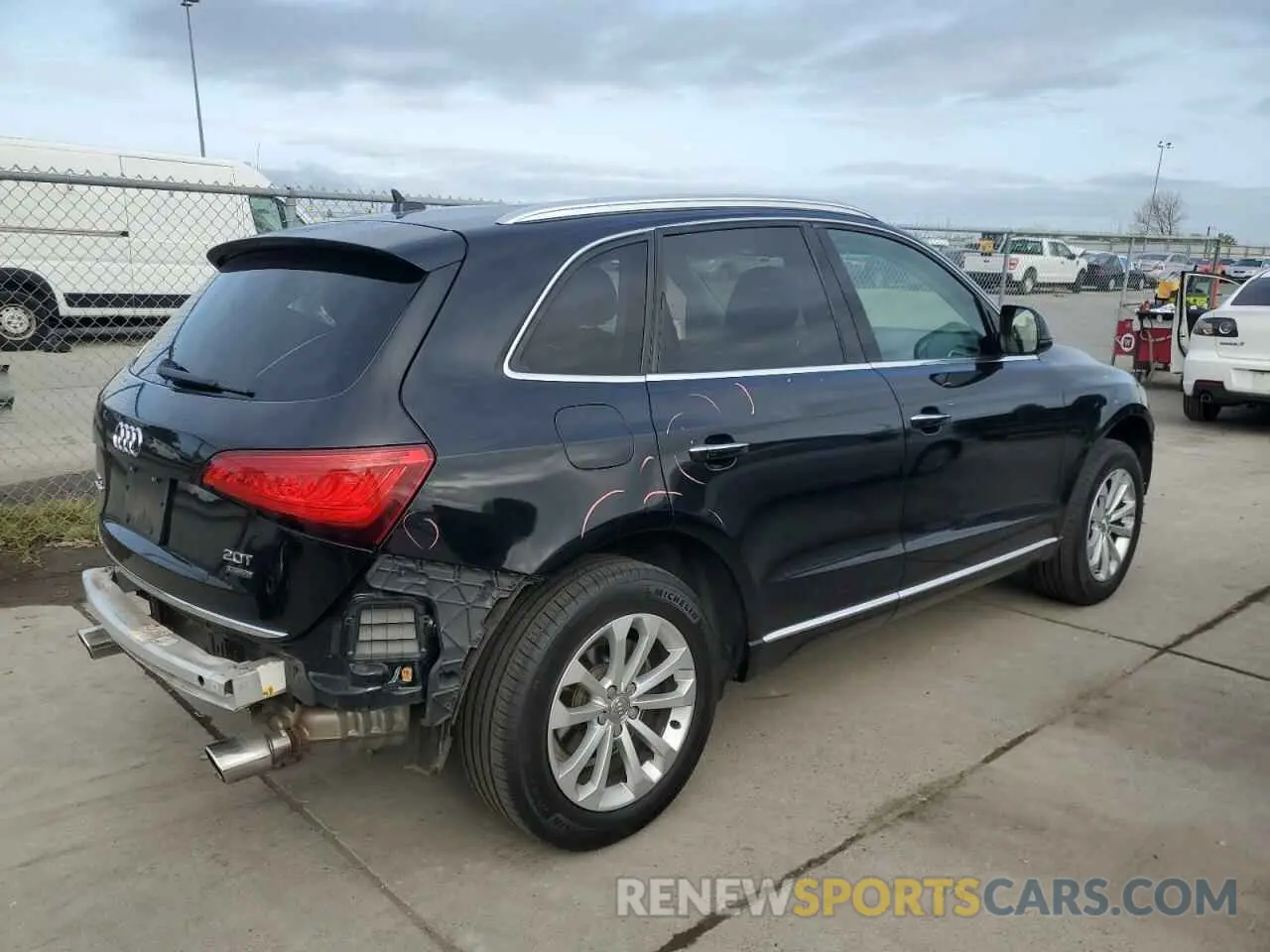 3 Фотография поврежденного автомобиля WA1LFAFP1FA124152 AUDI Q5 2023
