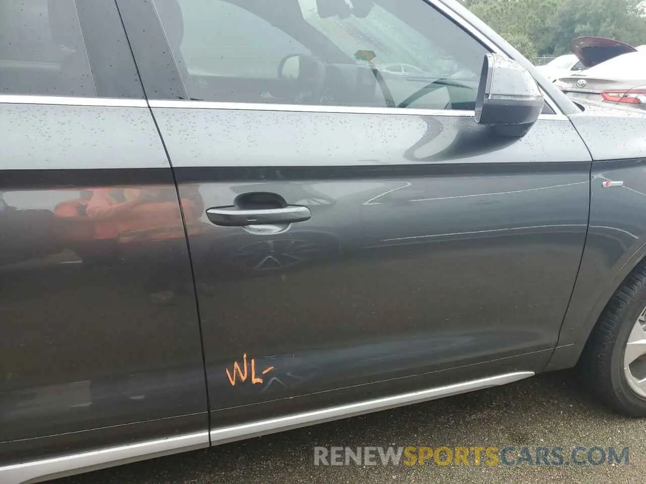 13 Photograph of a damaged car WA15AAFY5R2082406 AUDI Q5 2024