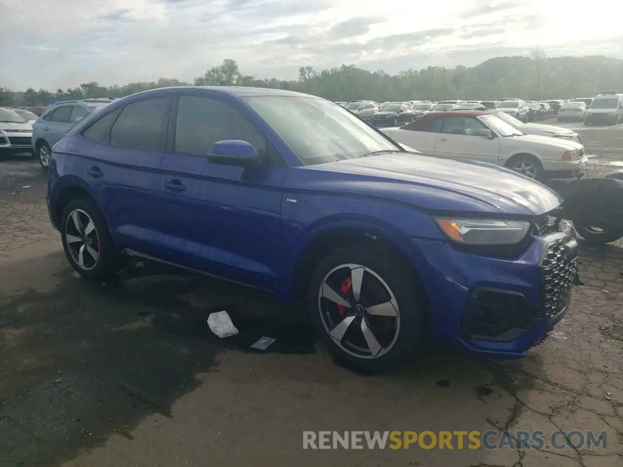 4 Photograph of a damaged car WA16AAFY8R2053891 AUDI Q5 2024