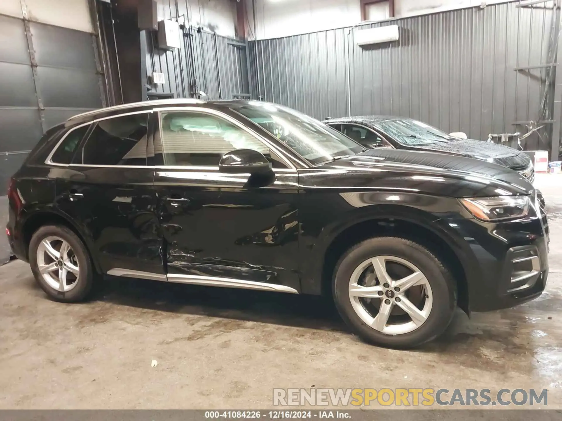 13 Фотография поврежденного автомобиля WA1ABAFY0R2064293 AUDI Q5 2024