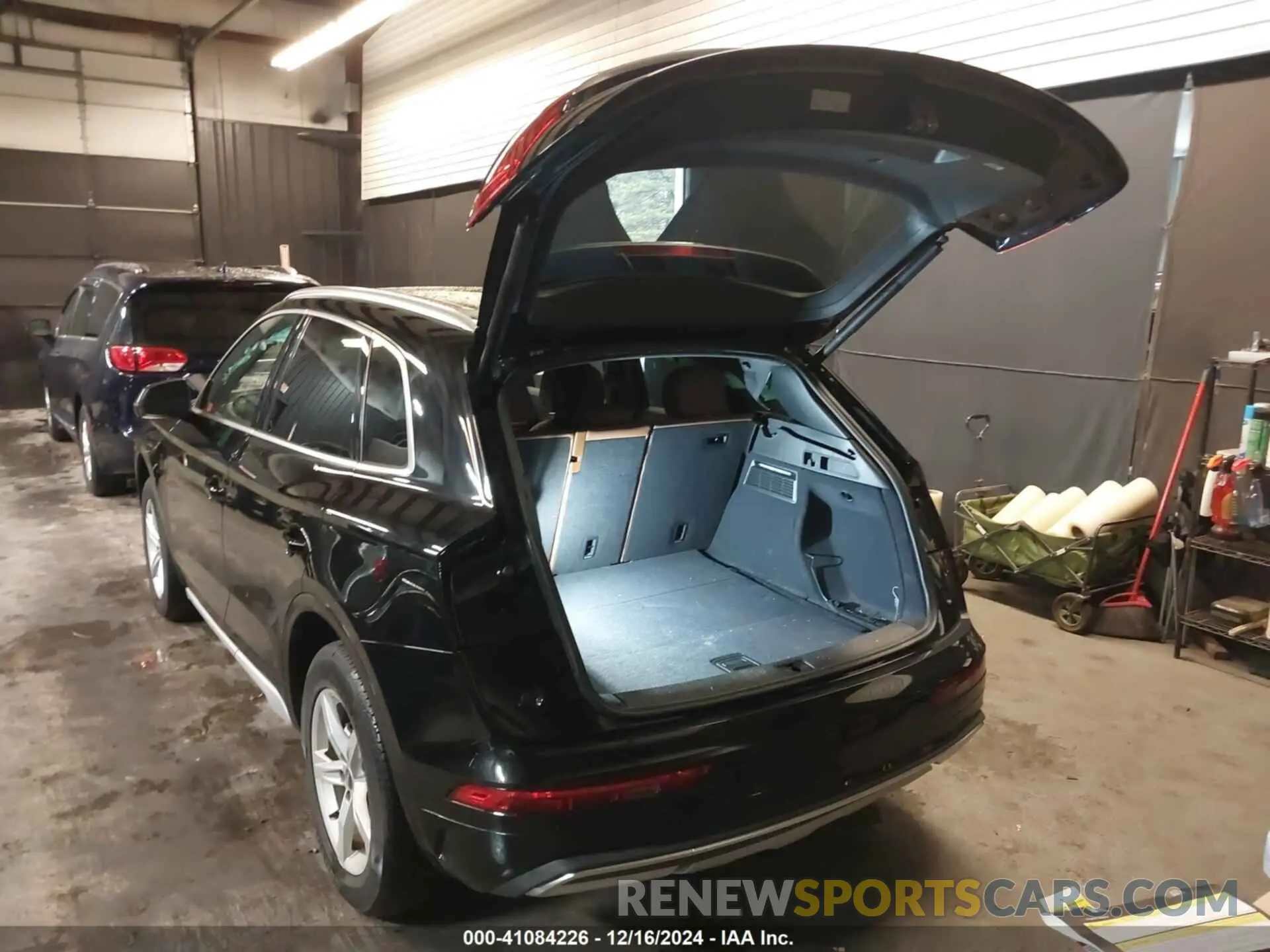 3 Фотография поврежденного автомобиля WA1ABAFY0R2064293 AUDI Q5 2024
