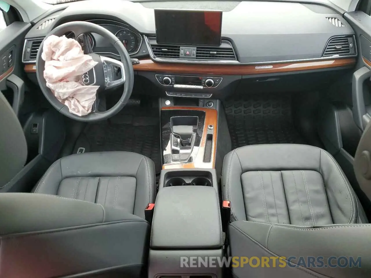 8 Фотография поврежденного автомобиля WA1ABAFY9R2083635 AUDI Q5 2024