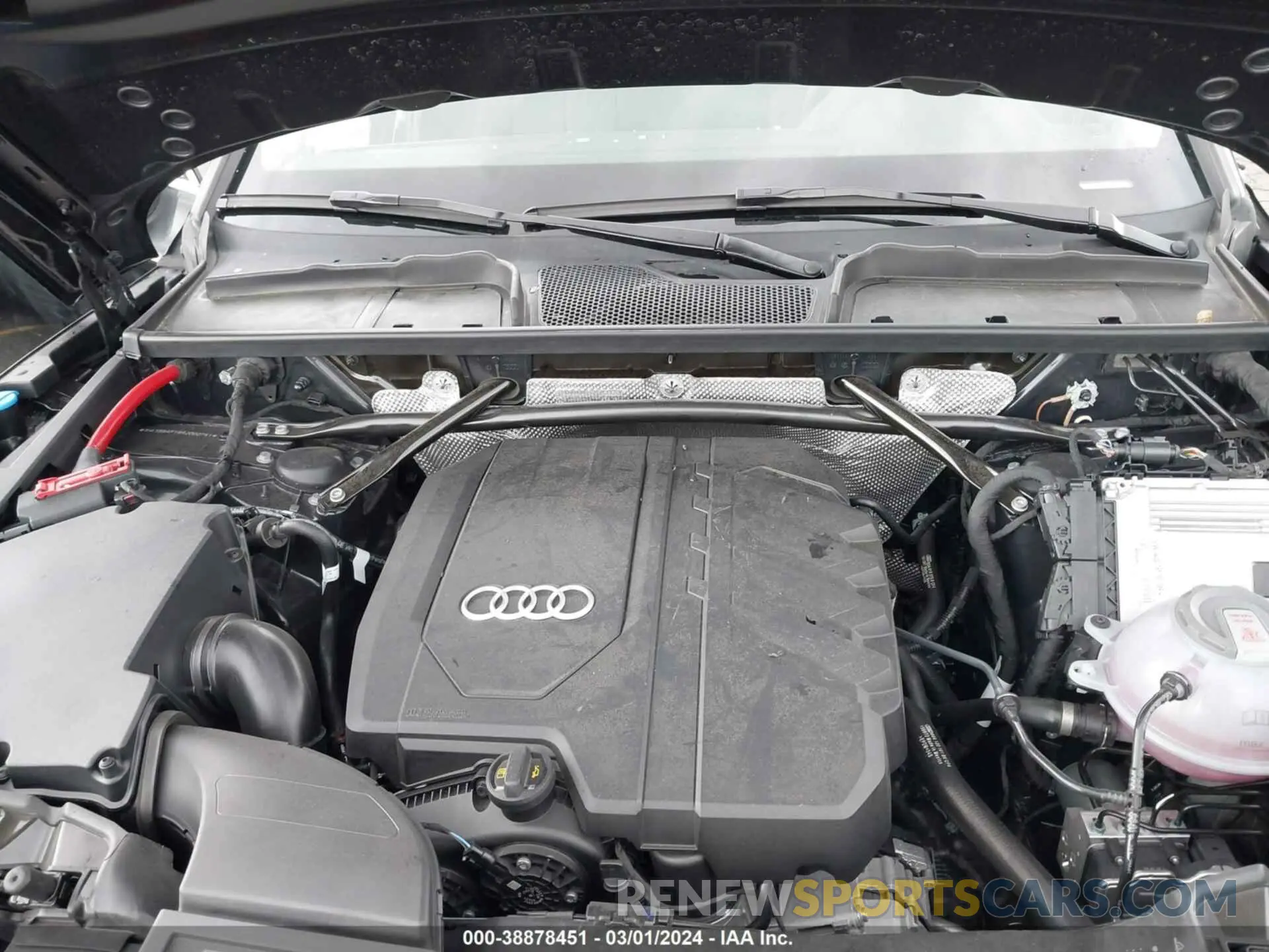 10 Photograph of a damaged car WA1BBAFY8R2000751 AUDI Q5 2024