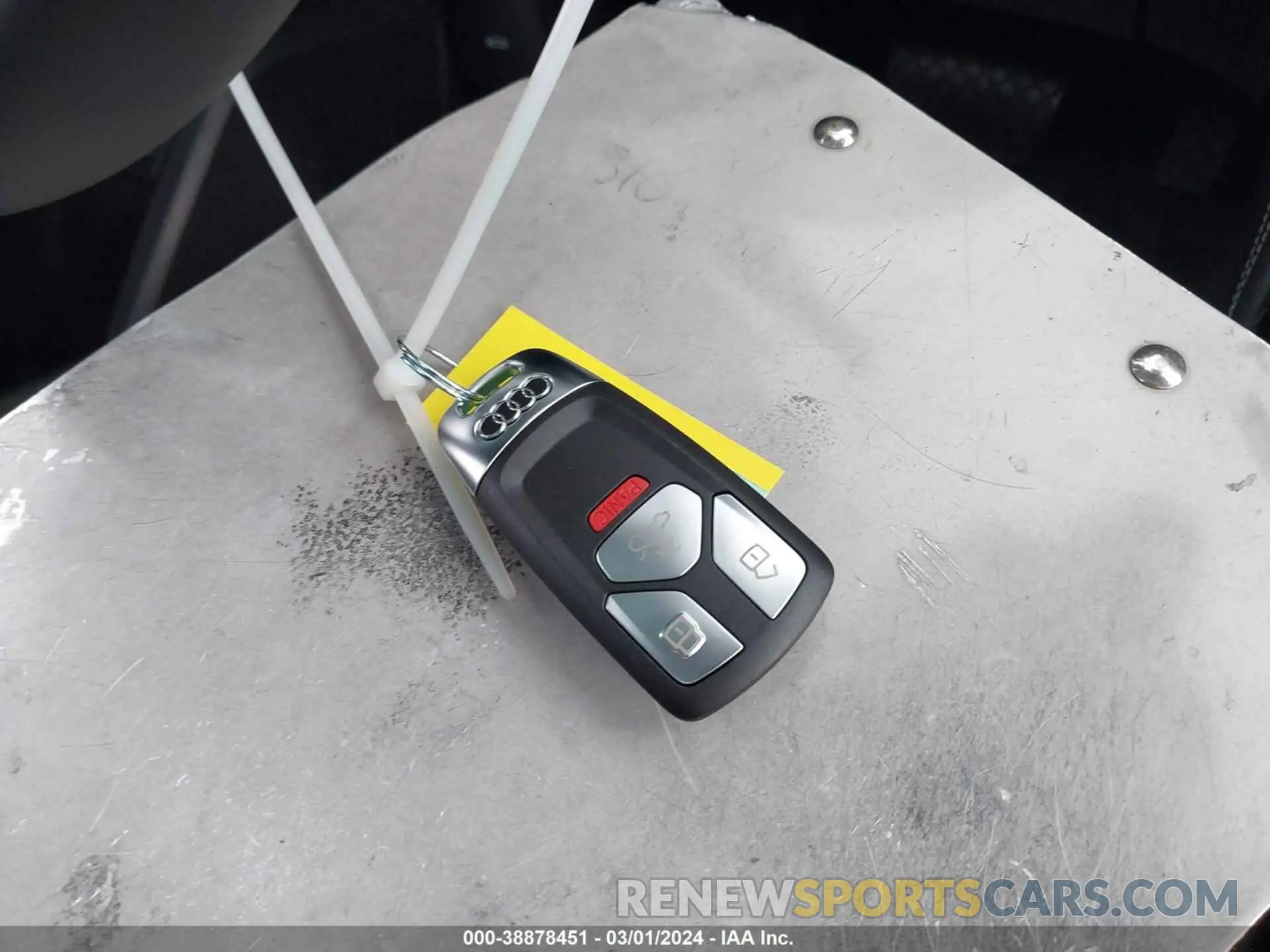 11 Photograph of a damaged car WA1BBAFY8R2000751 AUDI Q5 2024