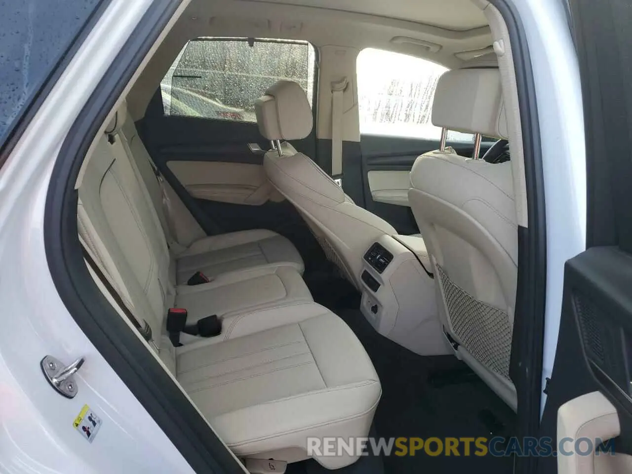 11 Фотография поврежденного автомобиля WA1E2AFY6R2070701 AUDI Q5 2024