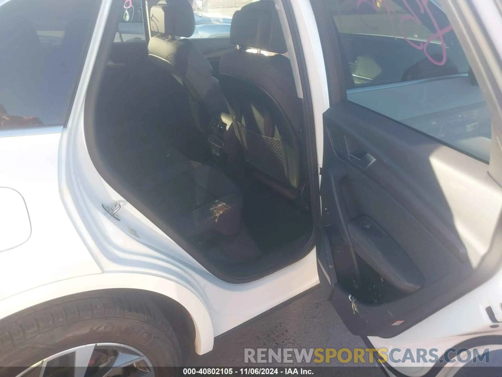 8 Photograph of a damaged car WA1EAAFY0R2030357 AUDI Q5 2024