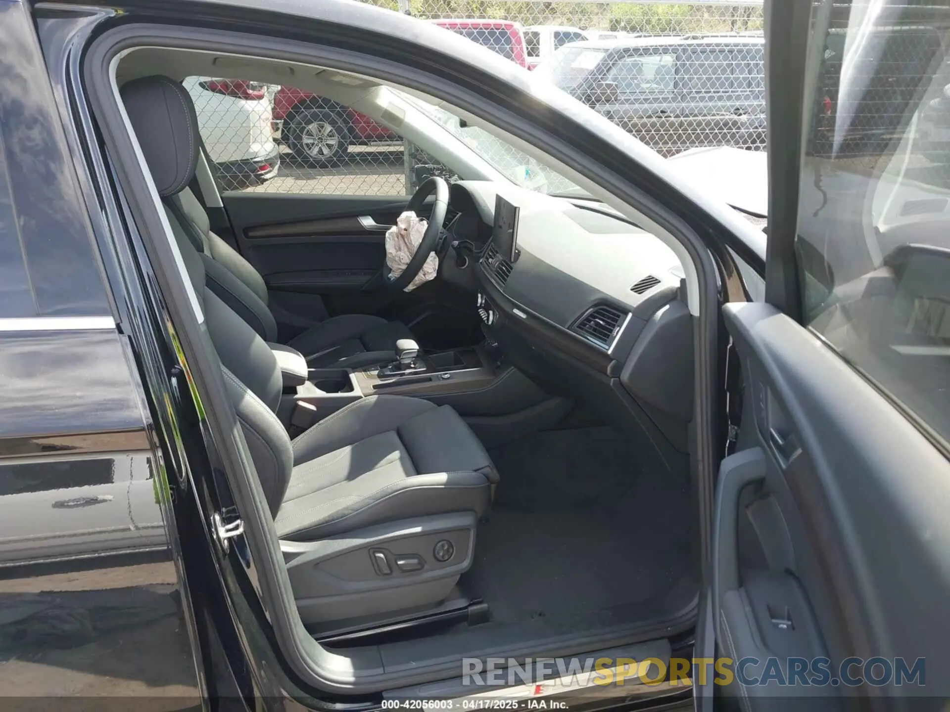 5 Фотография поврежденного автомобиля WA1EAAFY1R2037060 AUDI Q5 2024