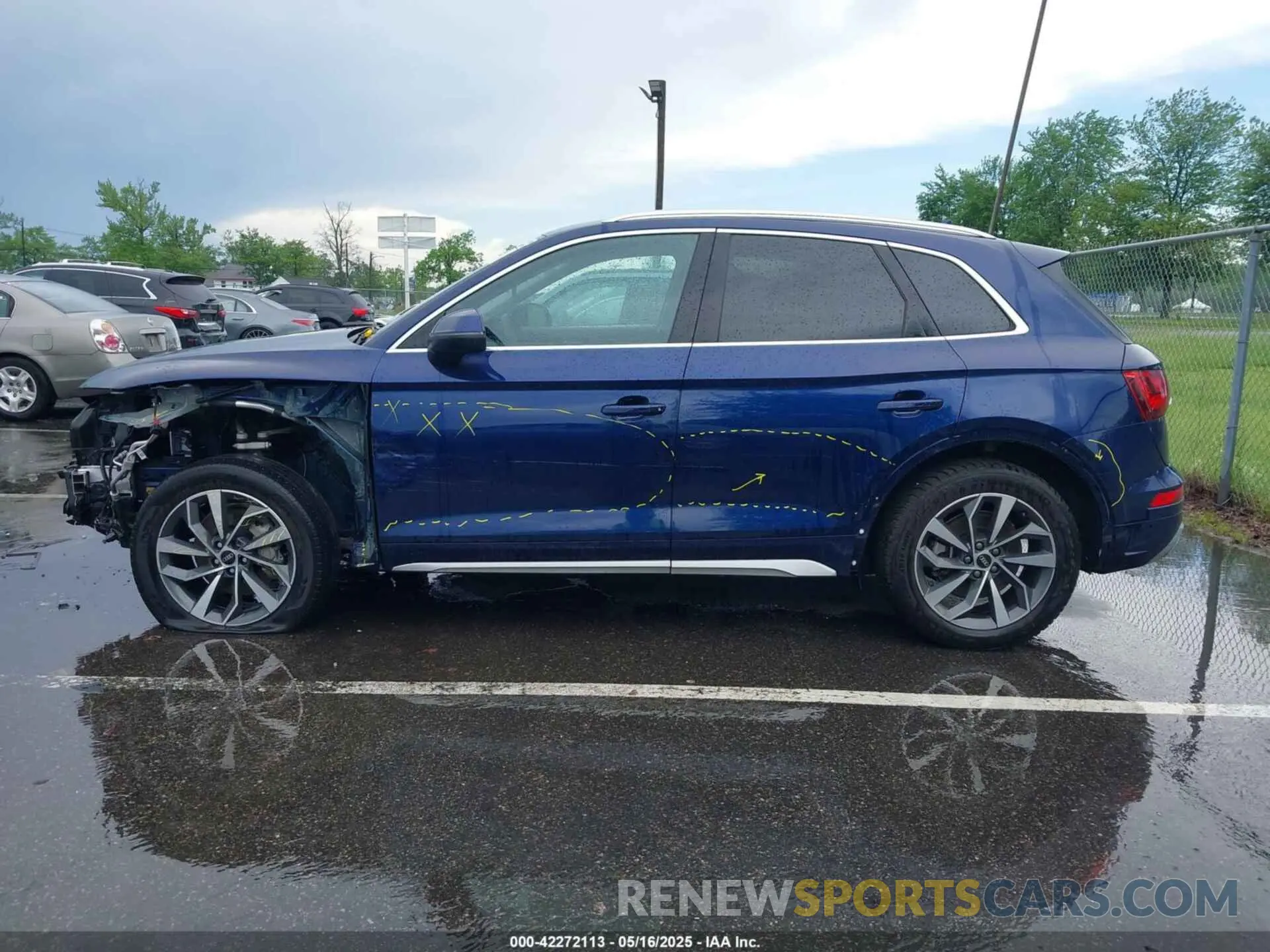 18 Photograph of a damaged car WA1EAAFY1R2053260 AUDI Q5 2024