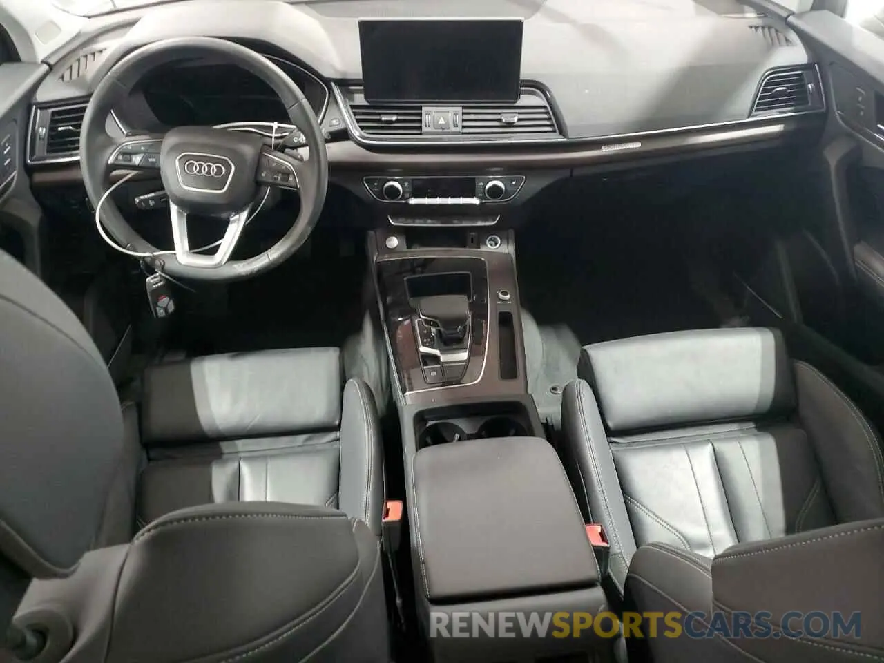 8 Фотография поврежденного автомобиля WA1EAAFY1R2086596 AUDI Q5 2024