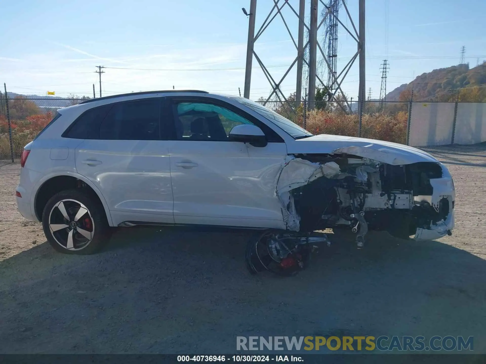 14 Photograph of a damaged car WA1EAAFY1R2143511 AUDI Q5 2024