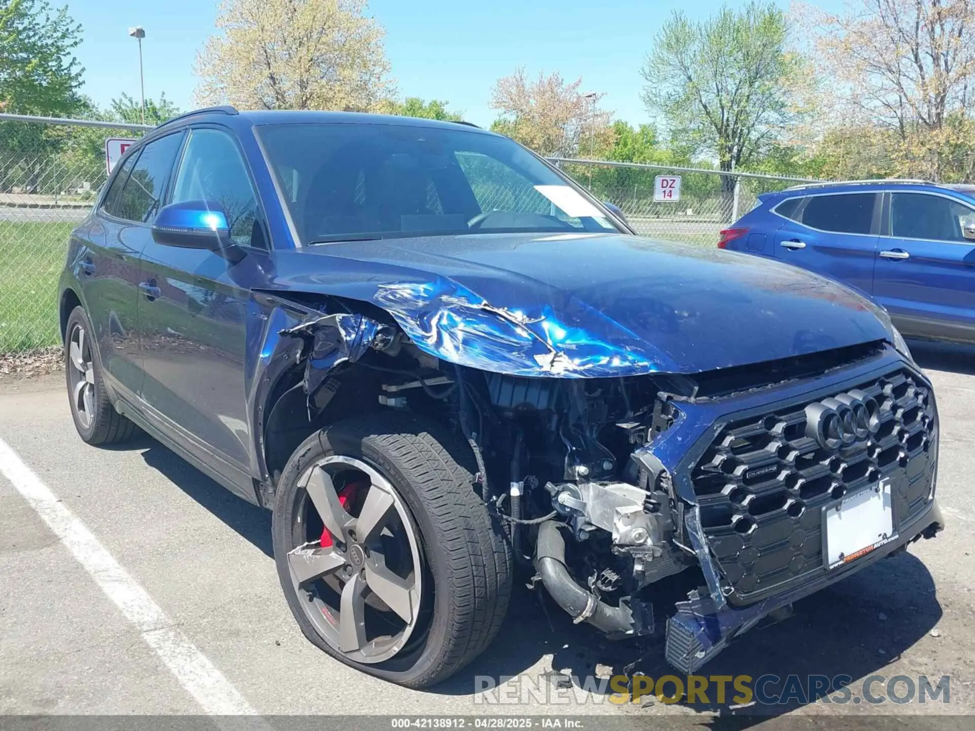 1 Photograph of a damaged car WA1EAAFY2R2096702 AUDI Q5 2024