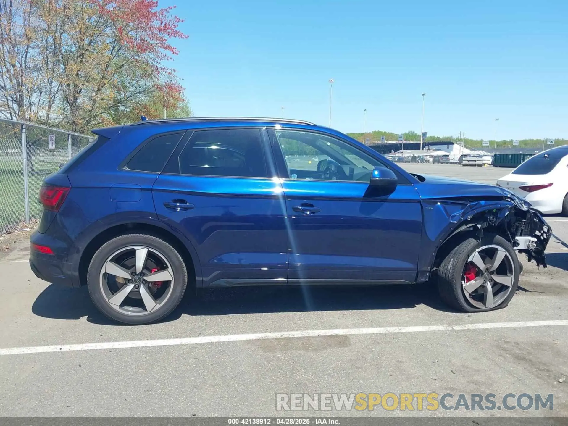 13 Photograph of a damaged car WA1EAAFY2R2096702 AUDI Q5 2024