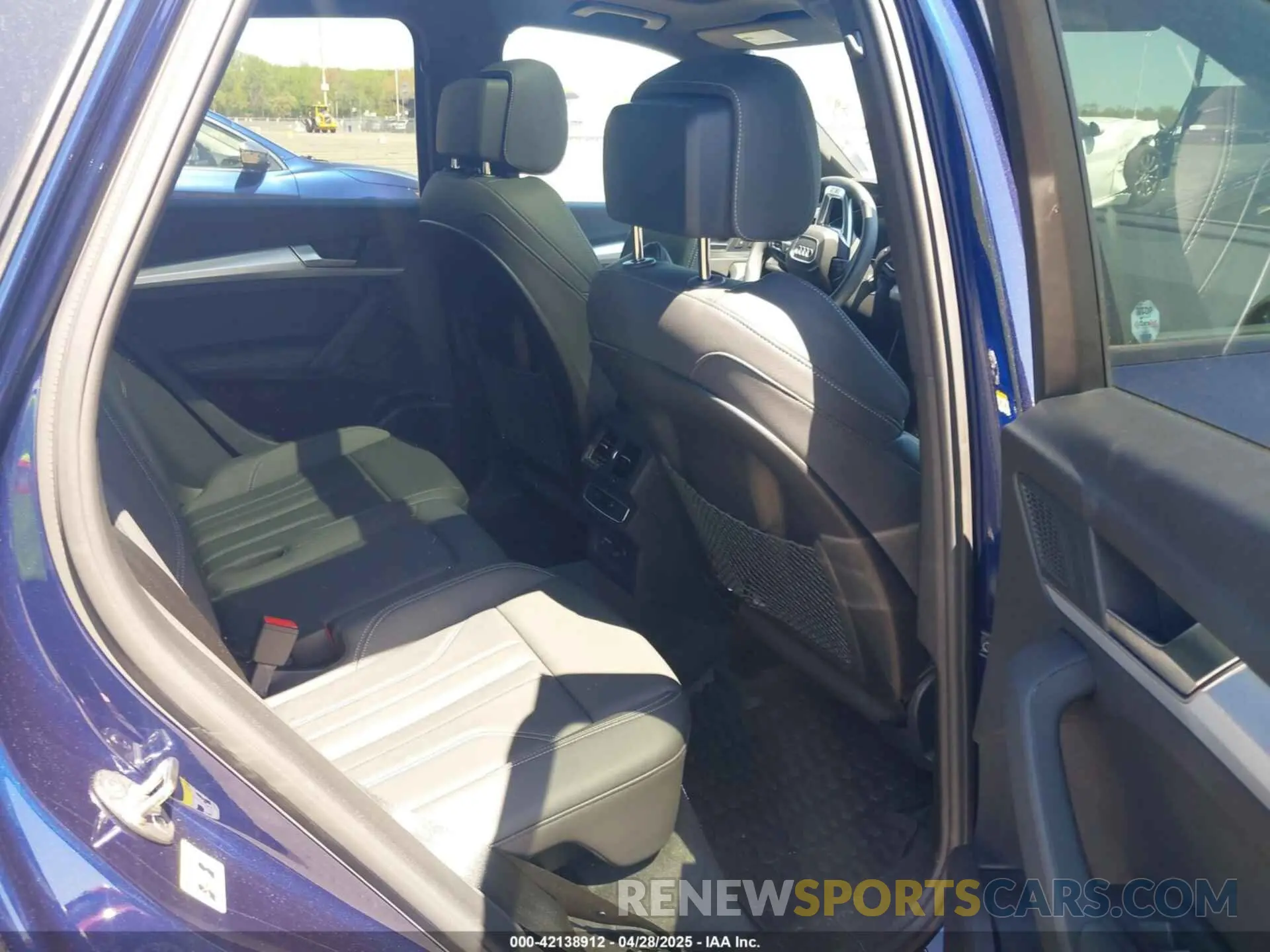 8 Photograph of a damaged car WA1EAAFY2R2096702 AUDI Q5 2024