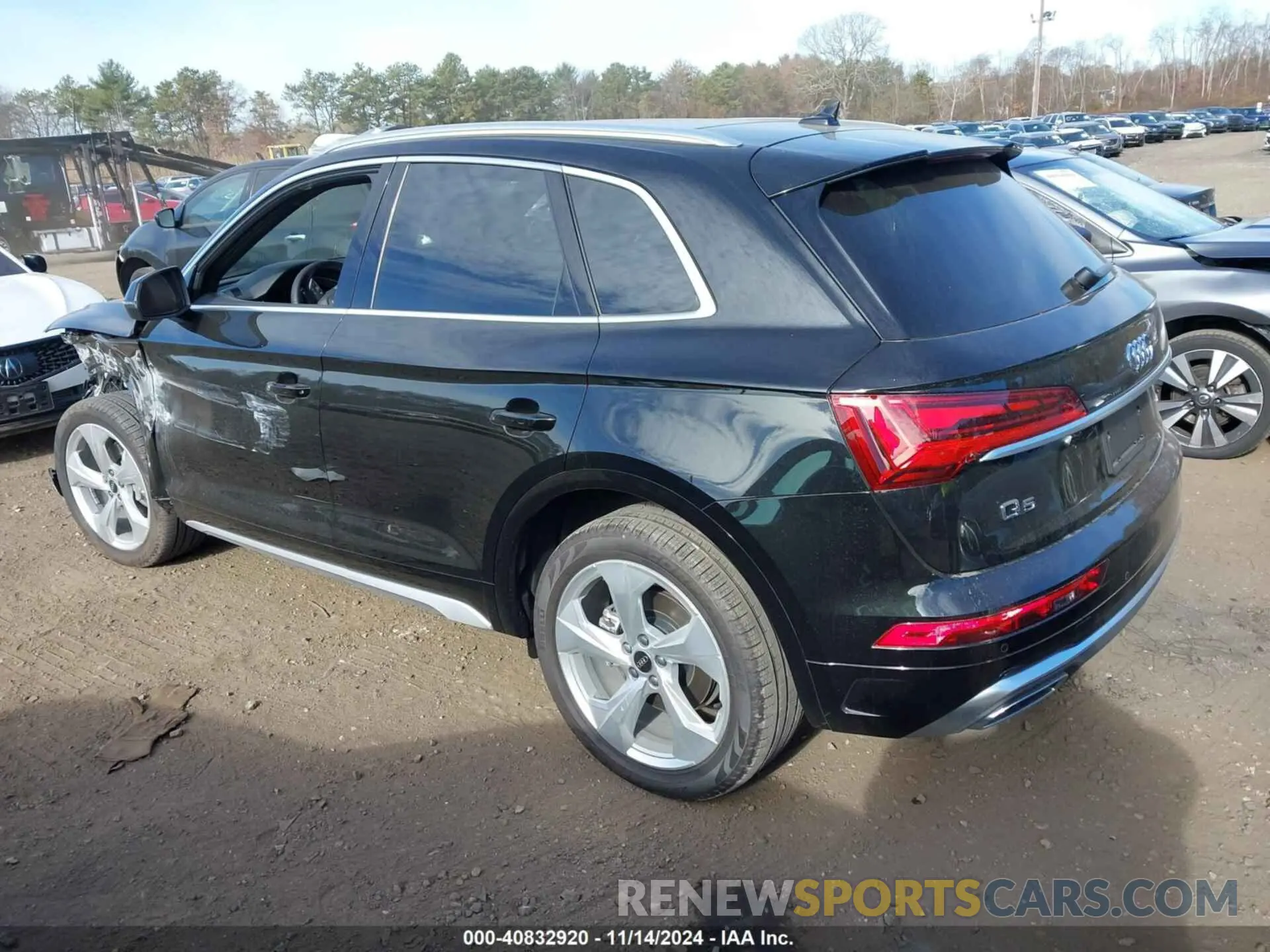3 Photograph of a damaged car WA1EAAFY4R2137184 AUDI Q5 2024
