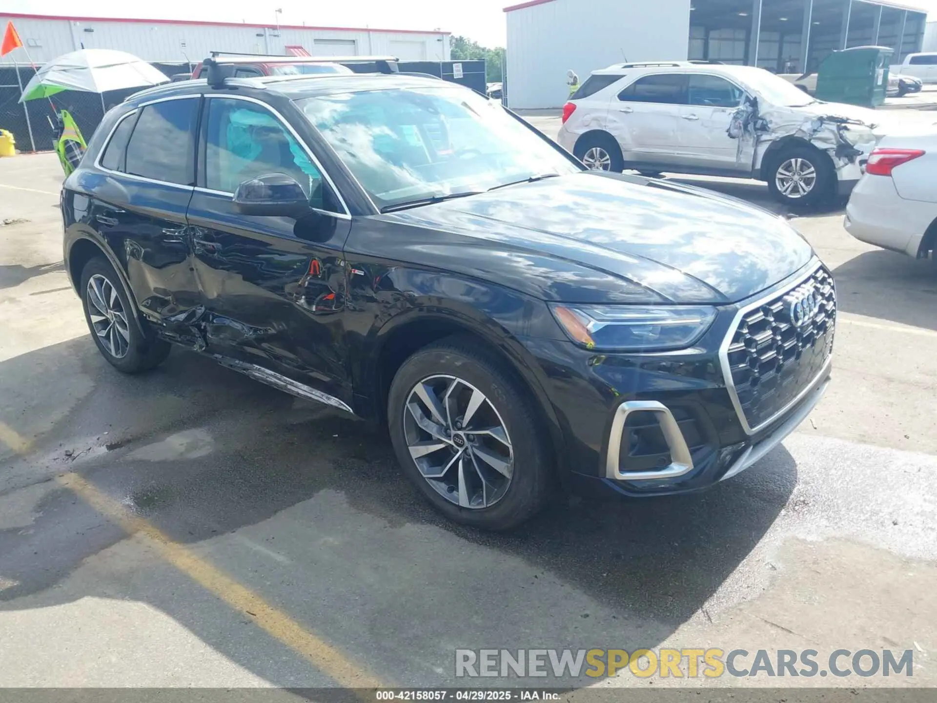 1 Photograph of a damaged car WA1EAAFY5R2030063 AUDI Q5 2024